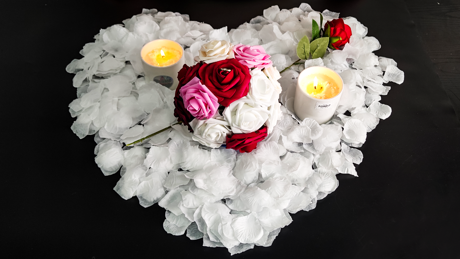 Petali Di Rosa Finti Rossi - 1200 Pezzi Per Matrimoni, San Valentino, Decorazioni - Foto 8