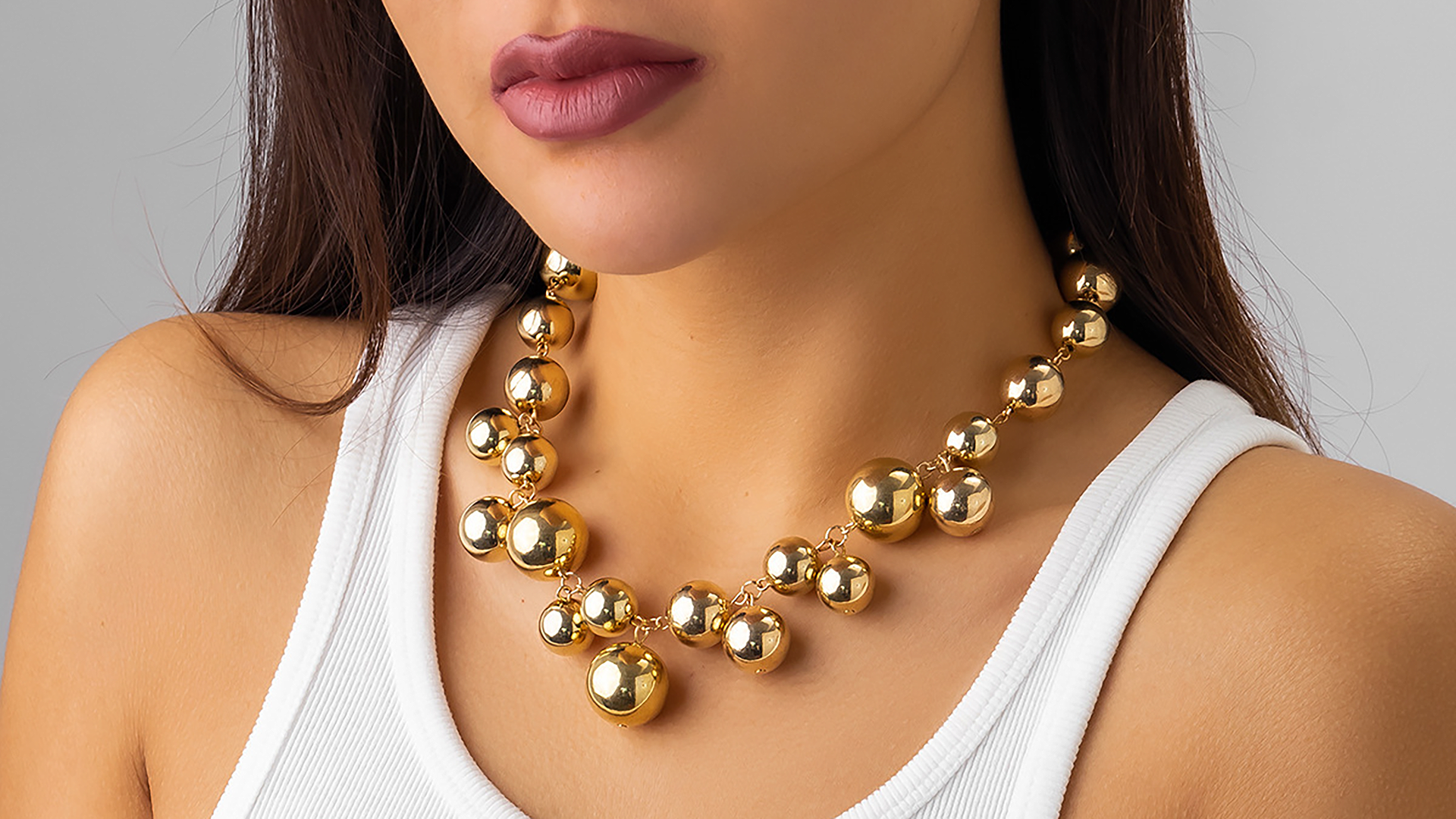 White Pearl Fashion Necklace WIWPAR Women's Chunky Pearl Bib Necklace | Adjustable Twisted Statement Choker For Wedding, Party, Gift Cluster Bead Wedding Necklace