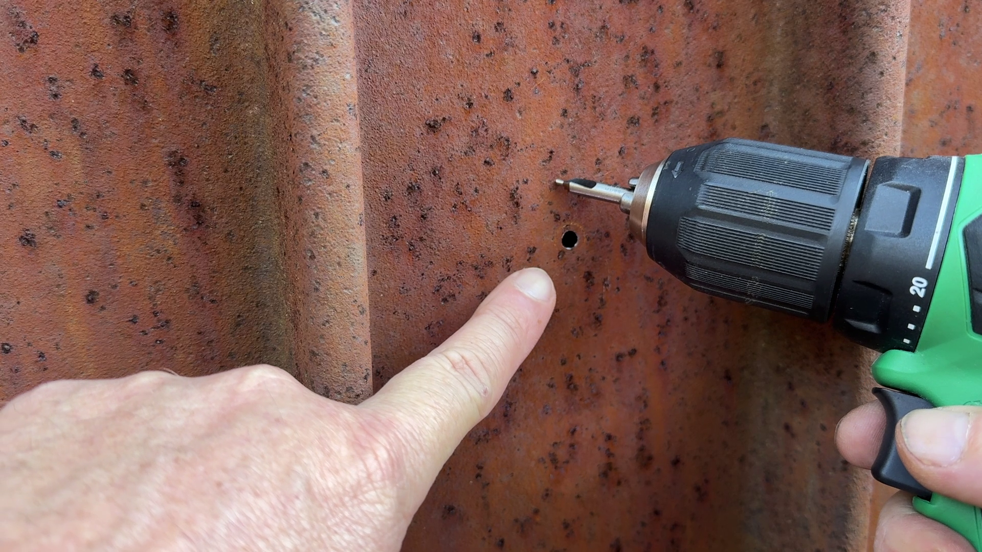 Watch How These Drill Bits Actually Work on Amazon Live