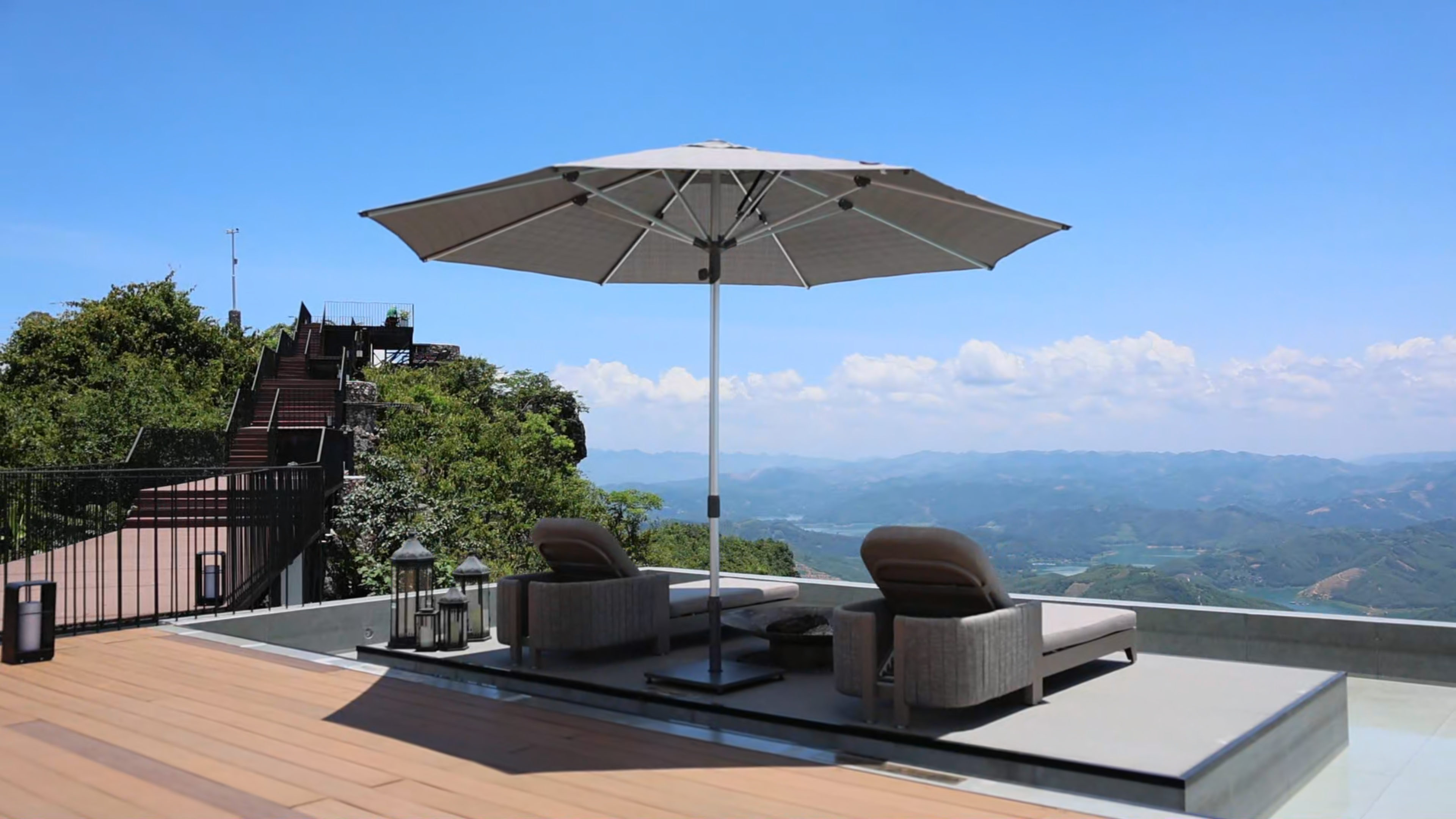 PURPLE LEAF Patio Market Umbrella 6' x 10' Business Semi Auto Lift, Gray