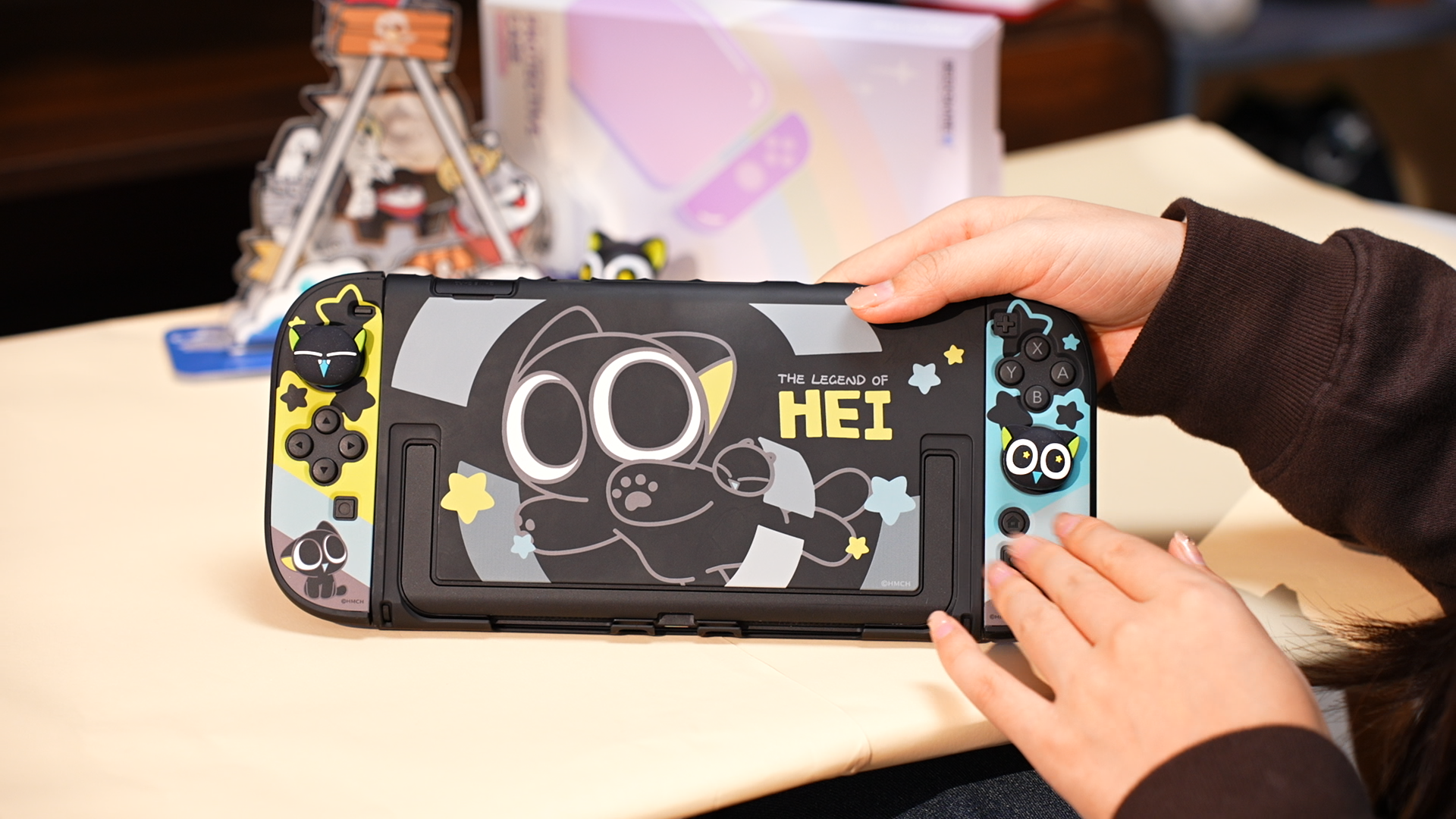 Amazon.com: GeekShare Protective Case Compatible with Switch 2