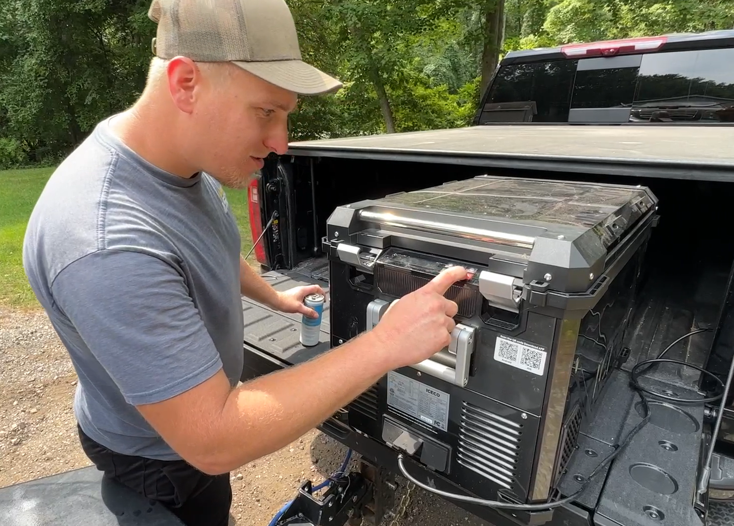 Amazon.com: ICECO APL55 Dual Zone Portable Refrigerator Freezer