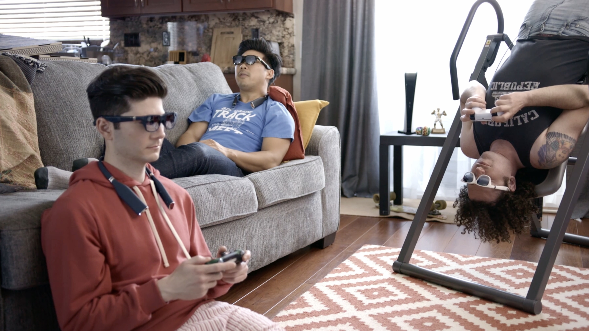 Amazon.com: VITURE One Cloud Pack: XR Glasses & Neckband, Official