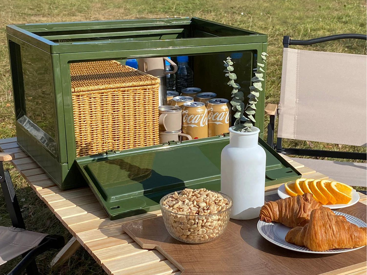 Froppi 45L Plastic Storage Box with Lid | Large Camping Storage