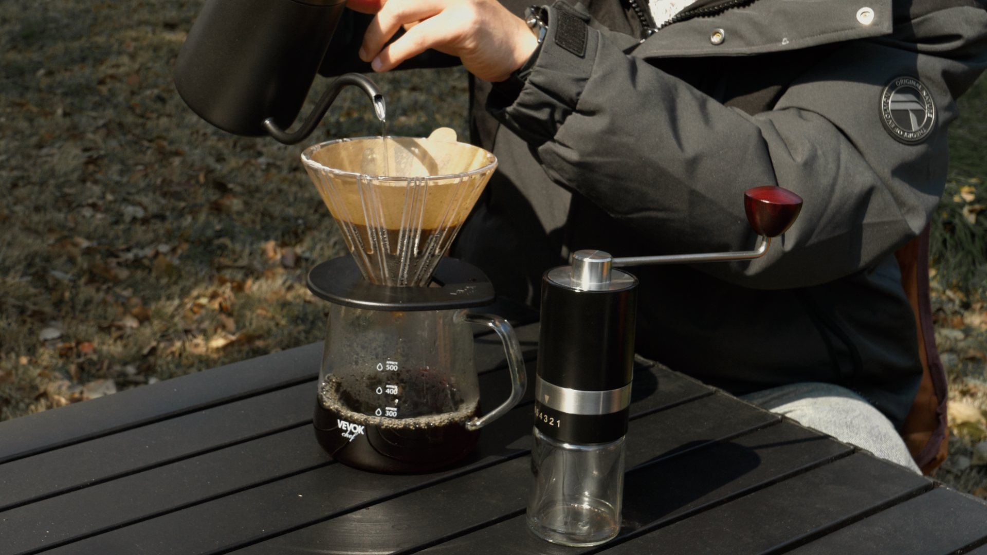 調理器具 benxbe Amazon.com: VEVOK CHEF Manual Coffee Grinder Stainless Steel Burr