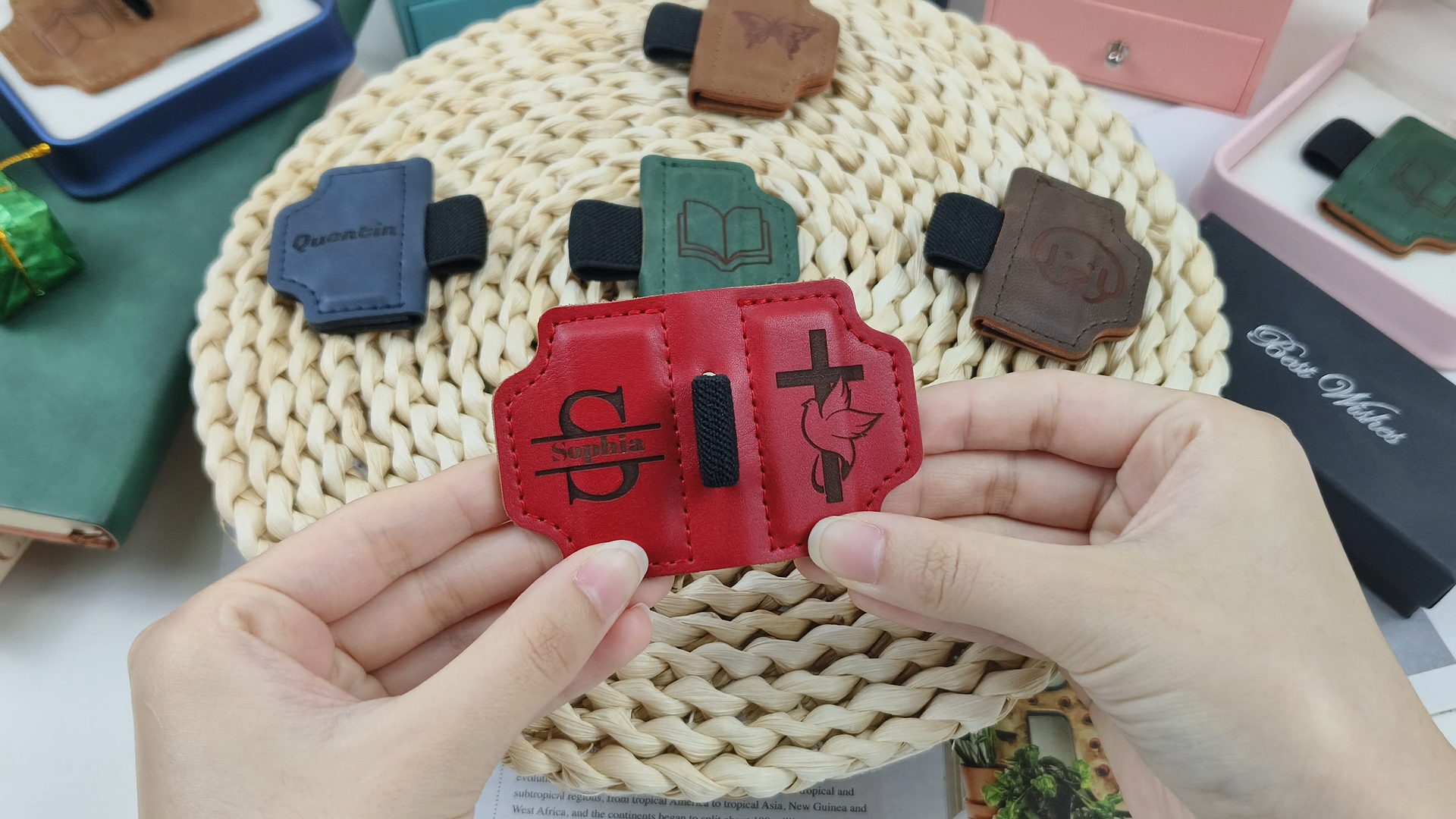 Personalized Leather Magnetic Bookmarks - Custom Leather Magnetic Bookmarks Pen Holder For Travelers Notebook Journal Covers For Customized Gifts For Readers(A