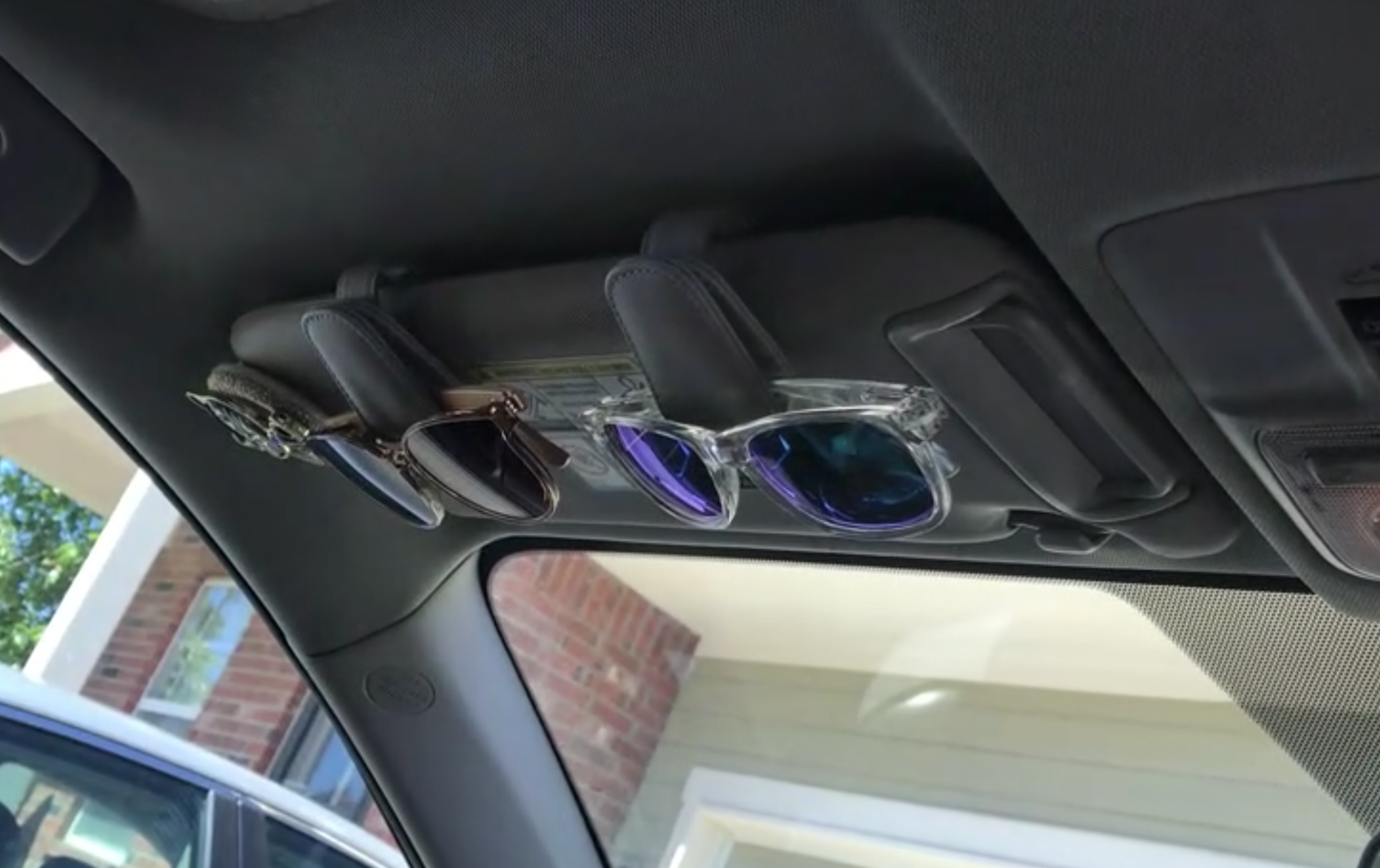Magnetic Car Glasses Holder Car Visor Sunglasses Holder Clip Leather Eyeglasses Hanger Ticket Card Clip Glasses Mount Universal