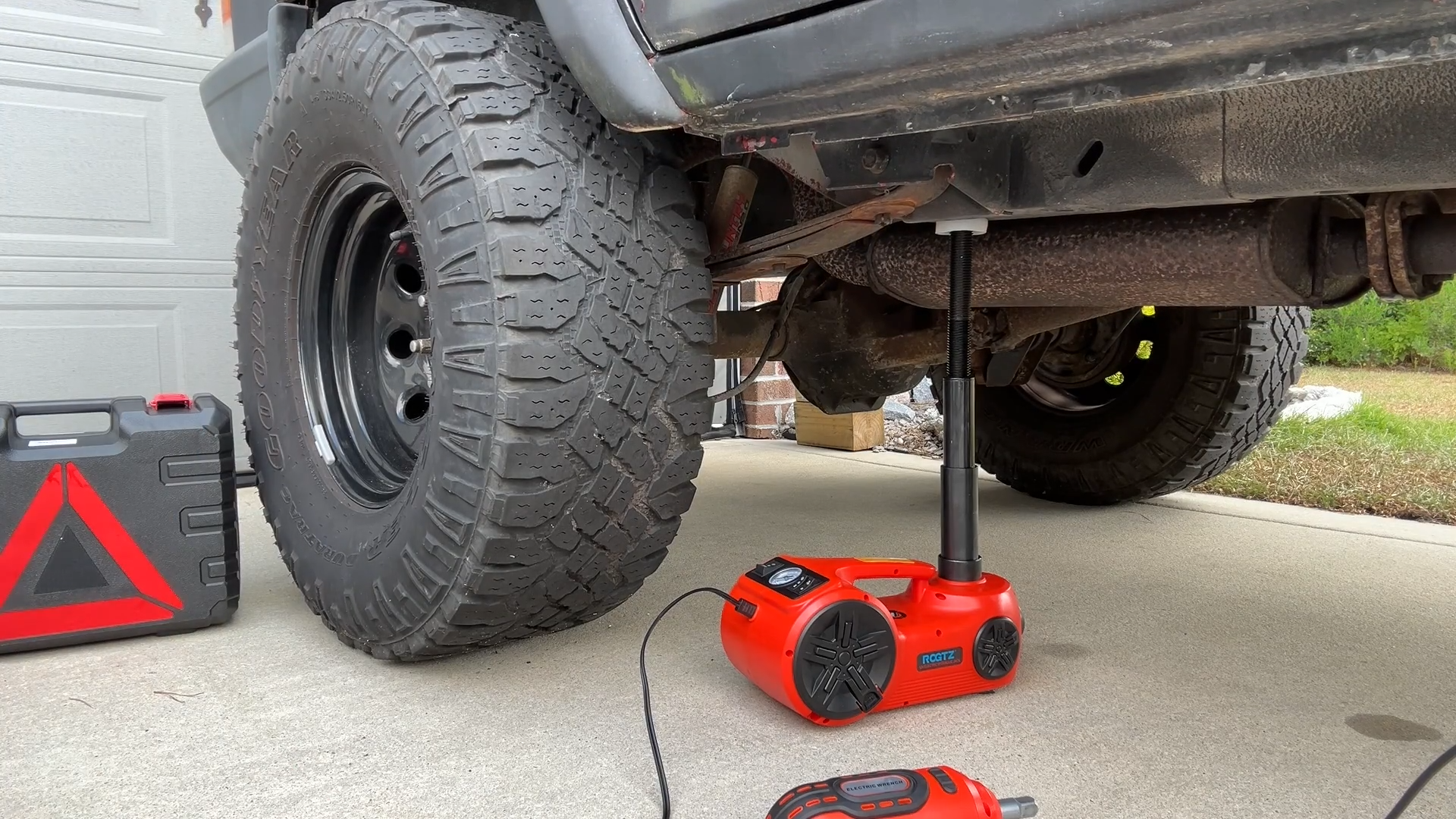 ROGTZ Electric Jack - 5 Ton Hydraulic Car Jack Set