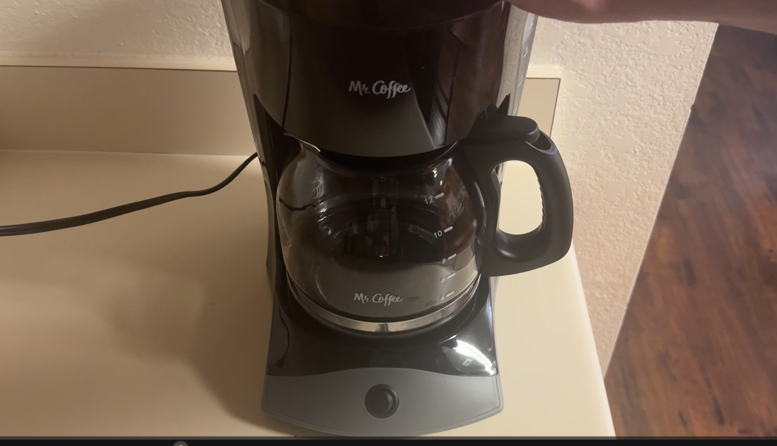 Mr. Coffee Coffee With Pause Coffee Maker Review - Amazon.com
