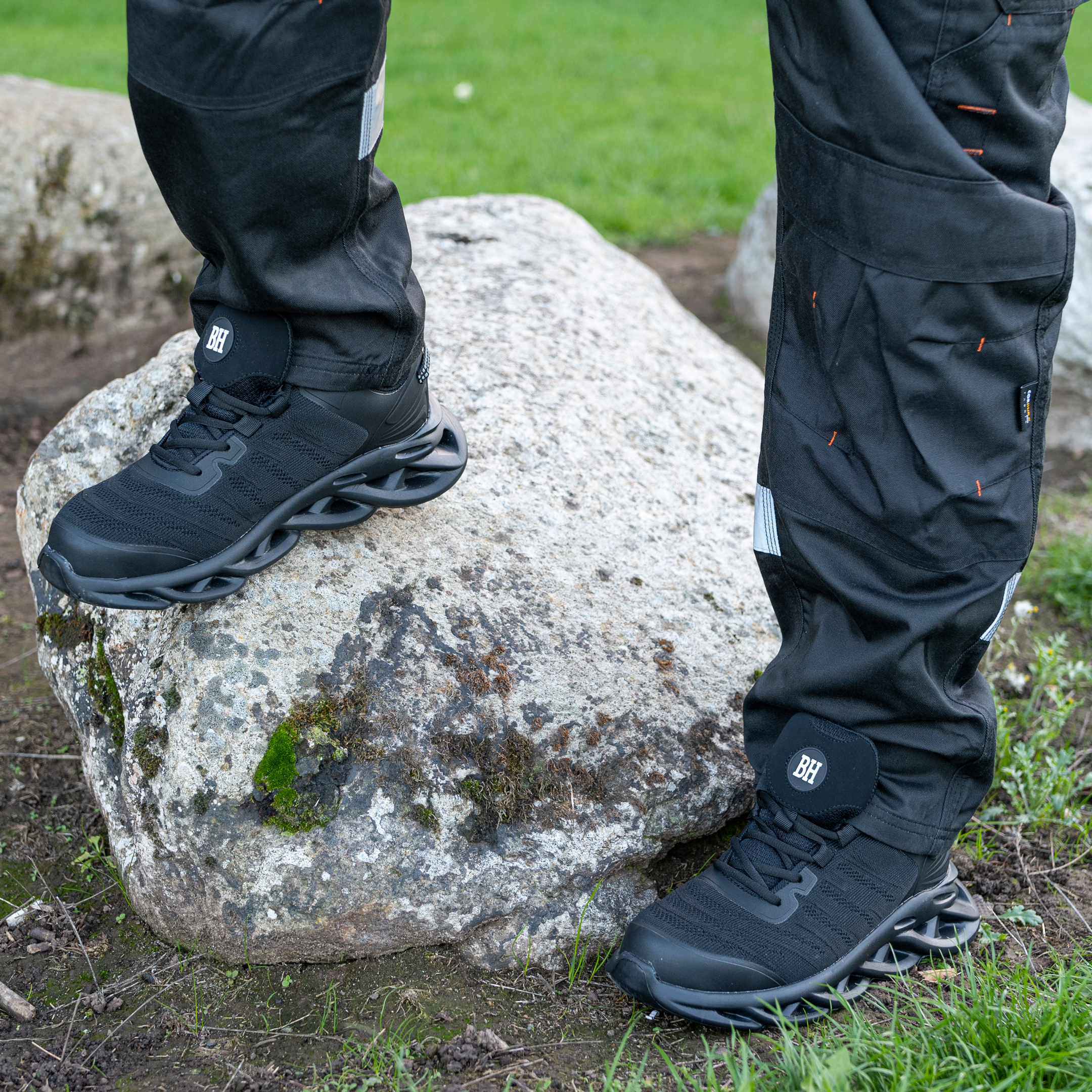 Black Hammer Mens Safety Trainers Lightweight Steel Toe Cap