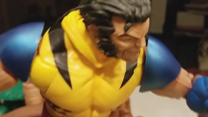 マーベルレジェンド 12インチ ウルヴァリン Amazon.com: Marvel Legends Wolverine 12 Inch Action Figure