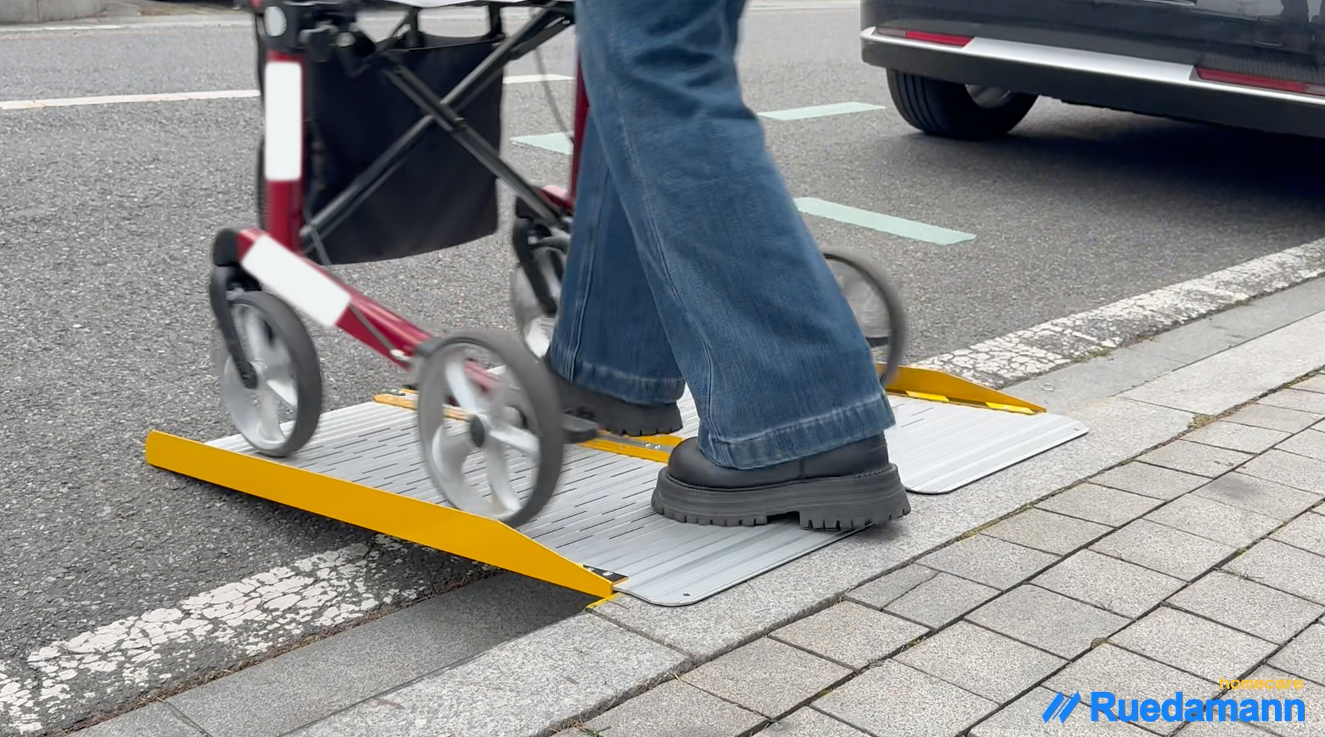 Amazon.co.jp: Ruedamann 車椅子 スロープ 長さ91cm 幅73cm スロープ