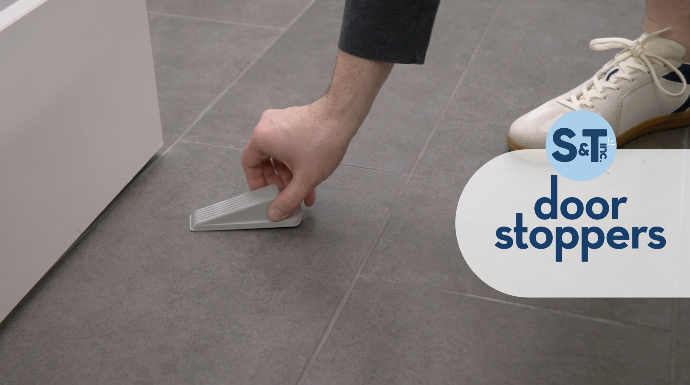 S&T INC. Heavy Duty Rubber Door Stoppers – 4-Pack, 4.8" X 2.2" X 1.3", Non-Scratch, Anti-Slip Wedges For Carpet, Tile, Hardwood Floors