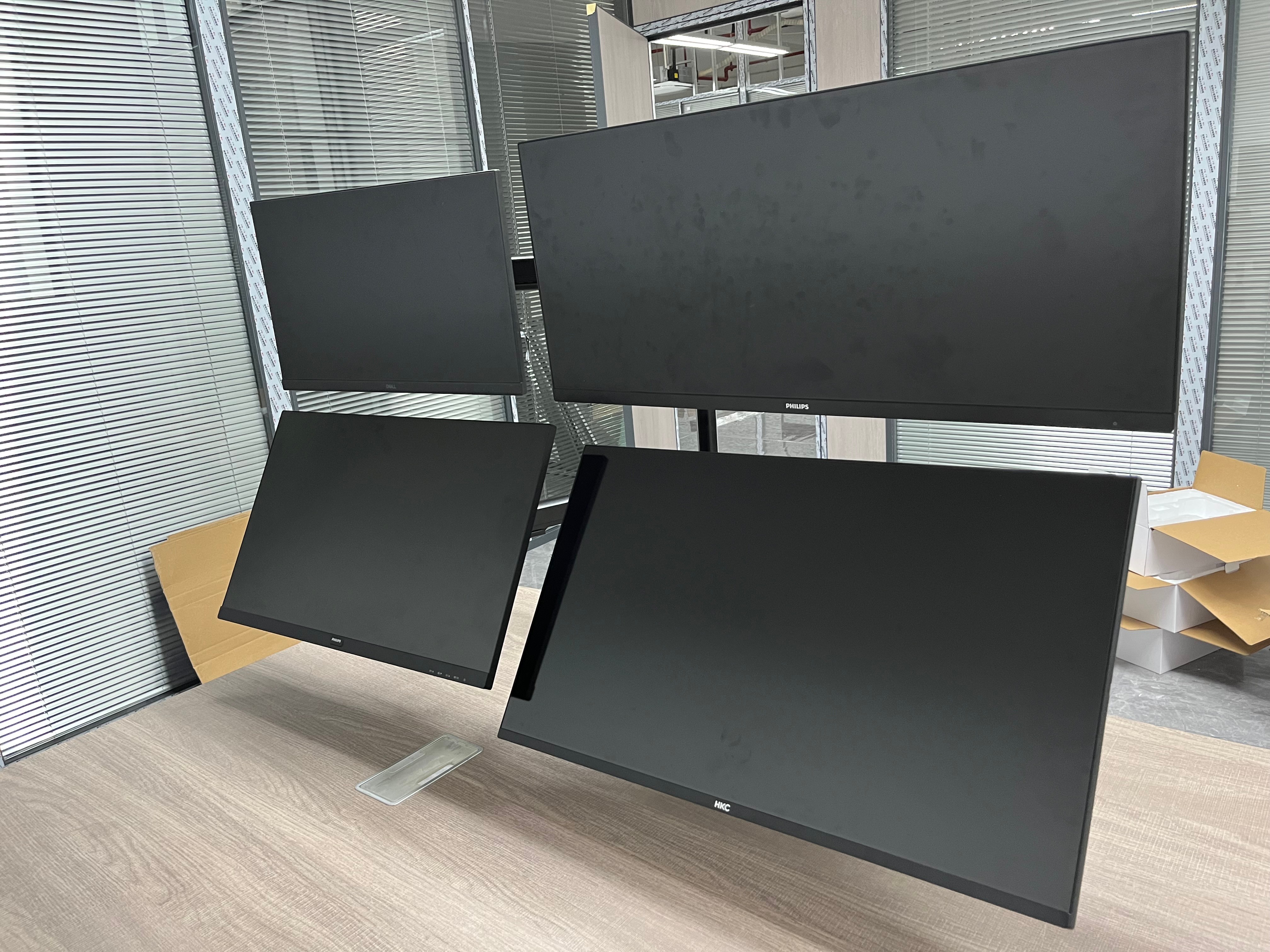 Amazon.co.jp: Ergounion(エルゴユニオン) モニターアーム 4画面 液晶
