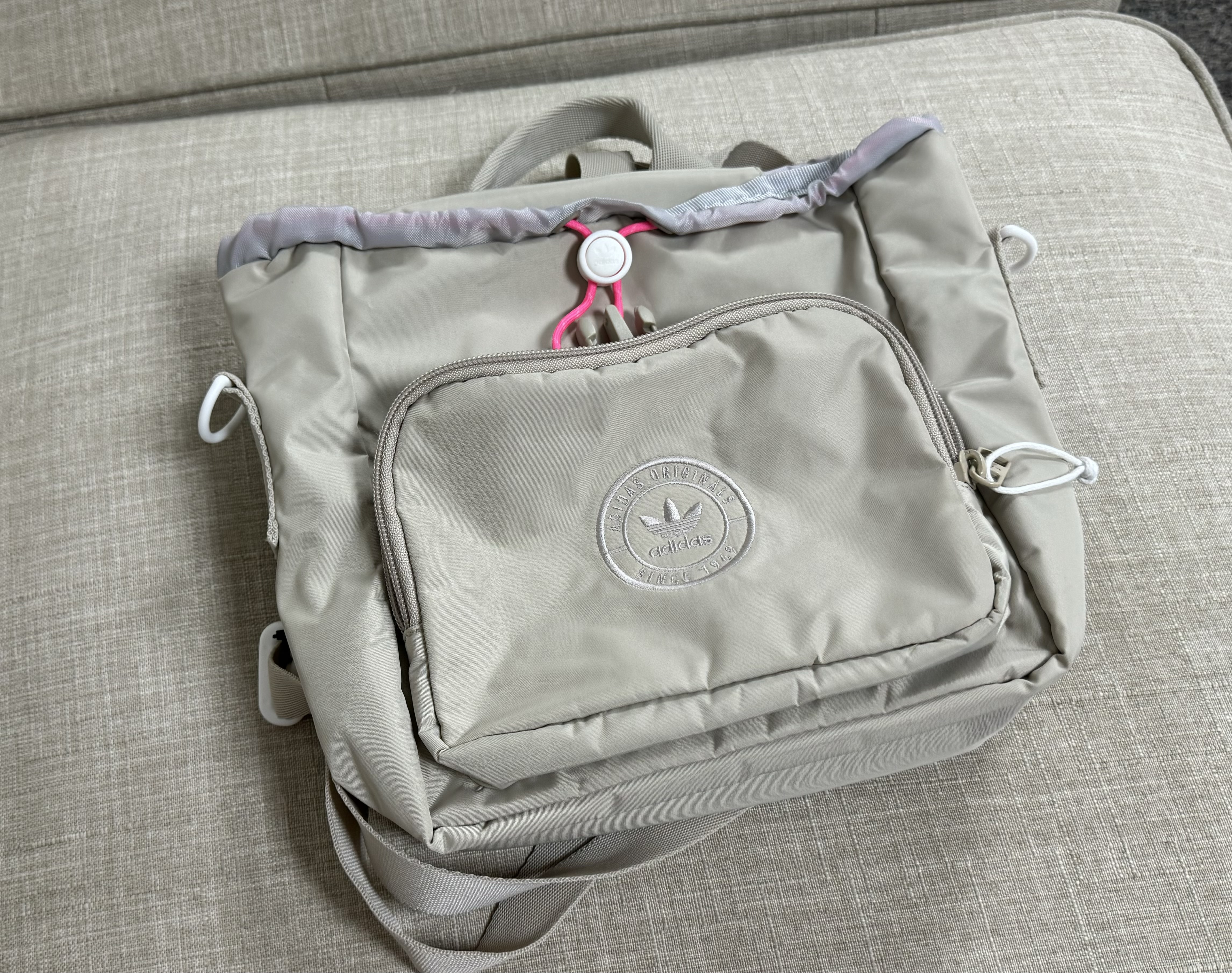 Watch Adidas Micro Mini Backpack REVIEW on Amazon Live