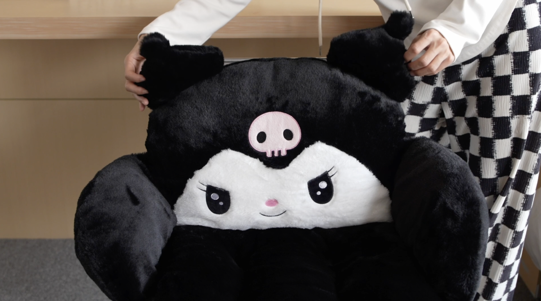 NieR ちゃむちゃむ ONEくん ぬいぐるみ クッション ノベルティ 大量 Amazon.com: Juju Black Kawaii Cushion - Kawaii Room Decor - Seat