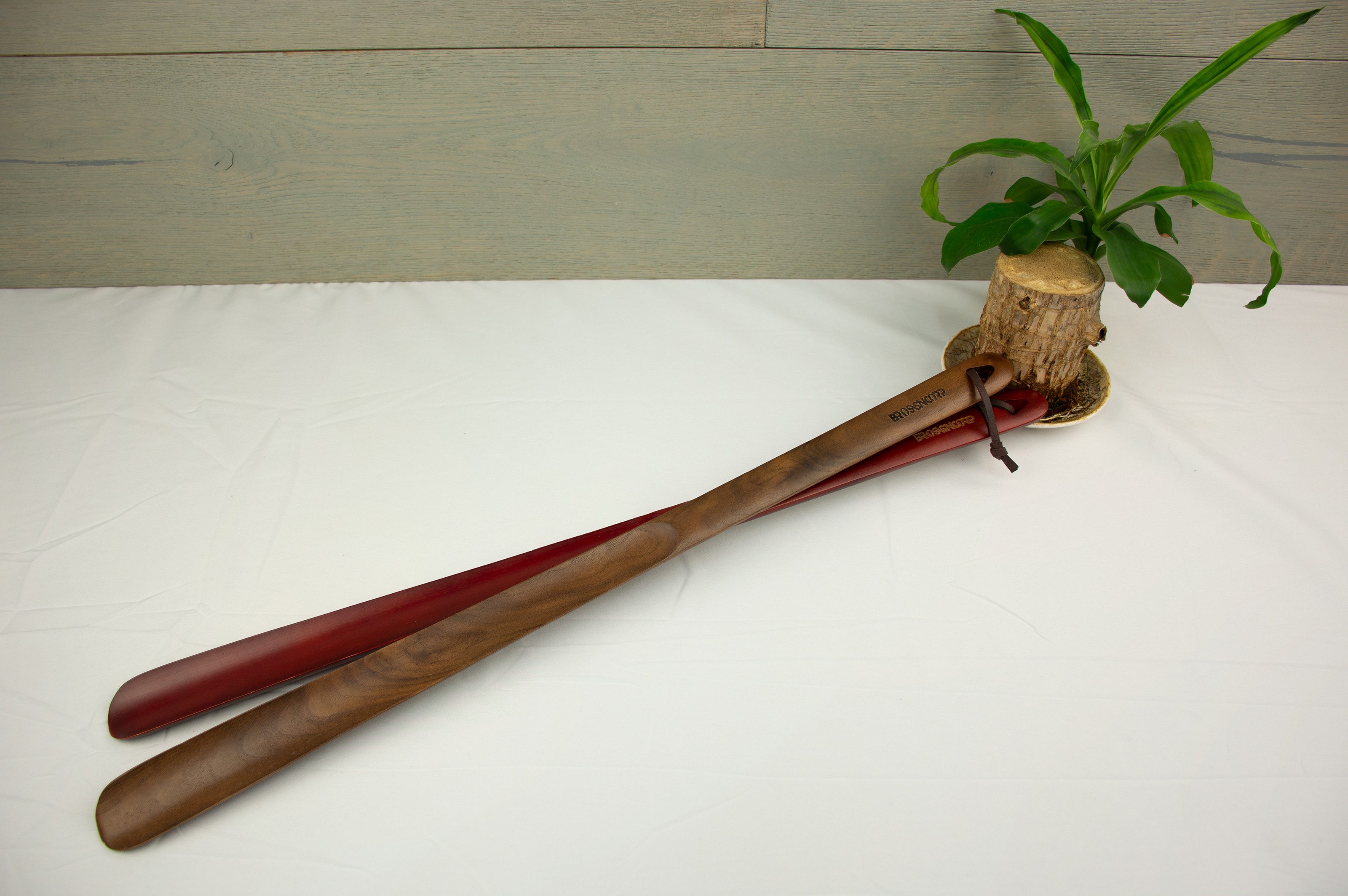 Amazon.com: Brosisincorp Wooden Shoe Horn Long Handle For Seniors