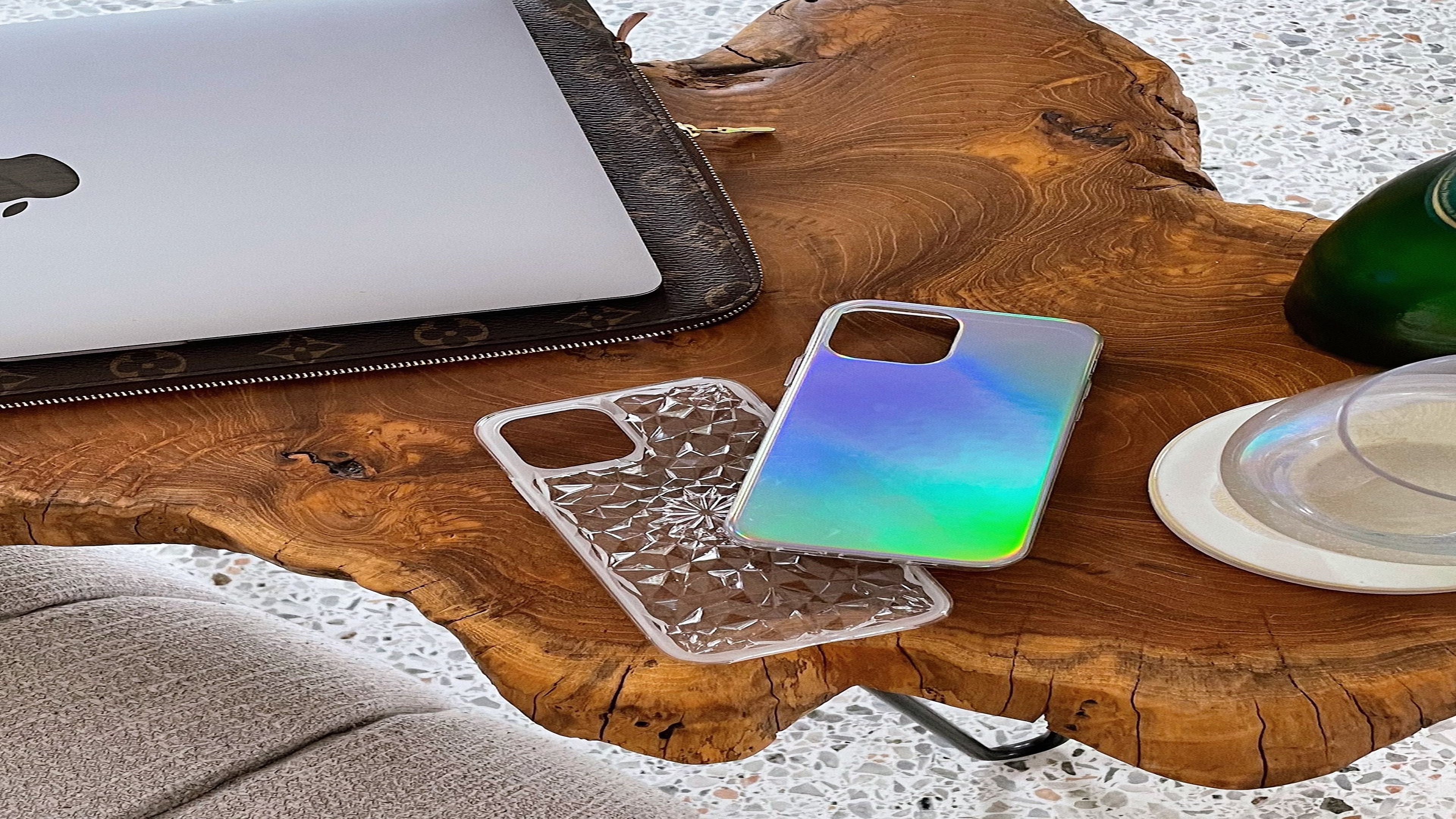 Amazon.com: FELONY CASE - iPhone 14 Plus Neon Blue Clear