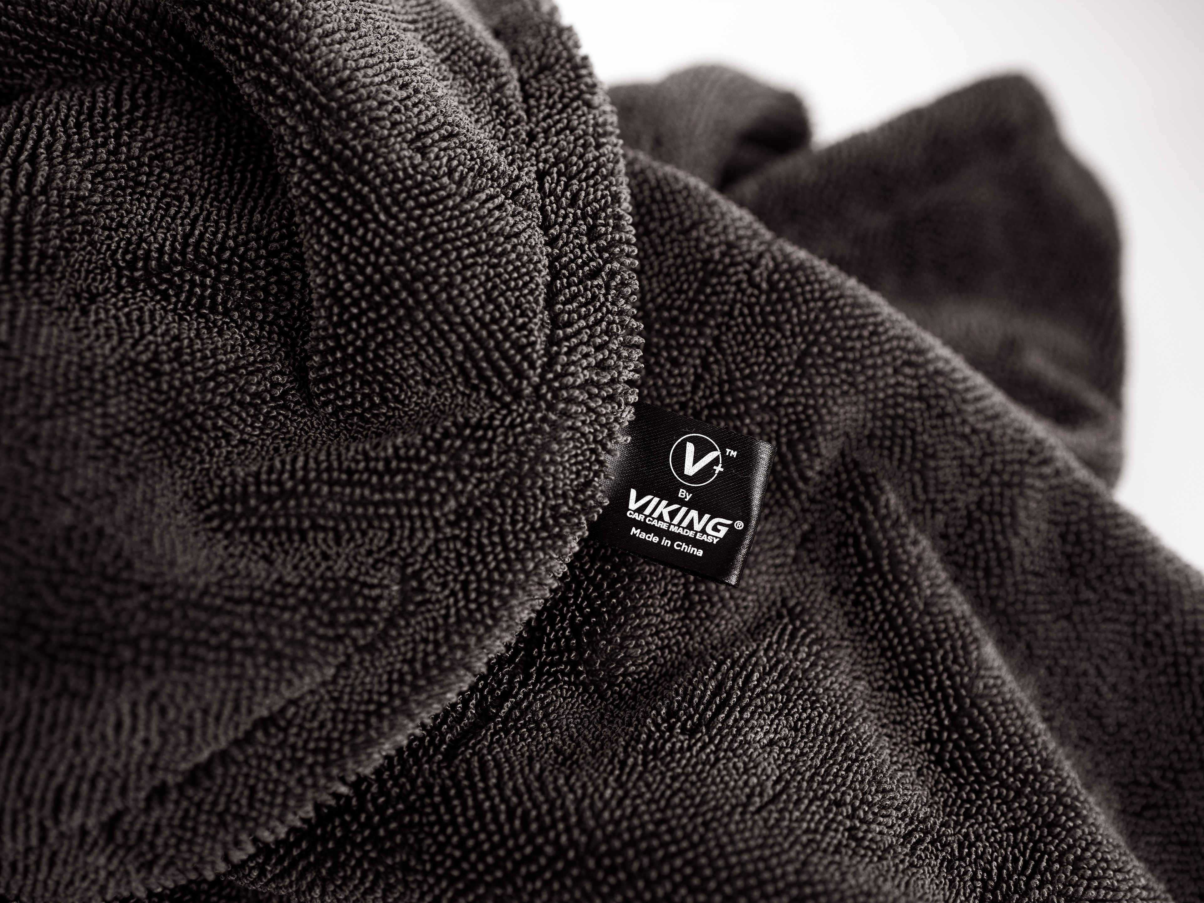 Amazon.com: VIKING V+ Premium Microfiber Towel for Car Drying