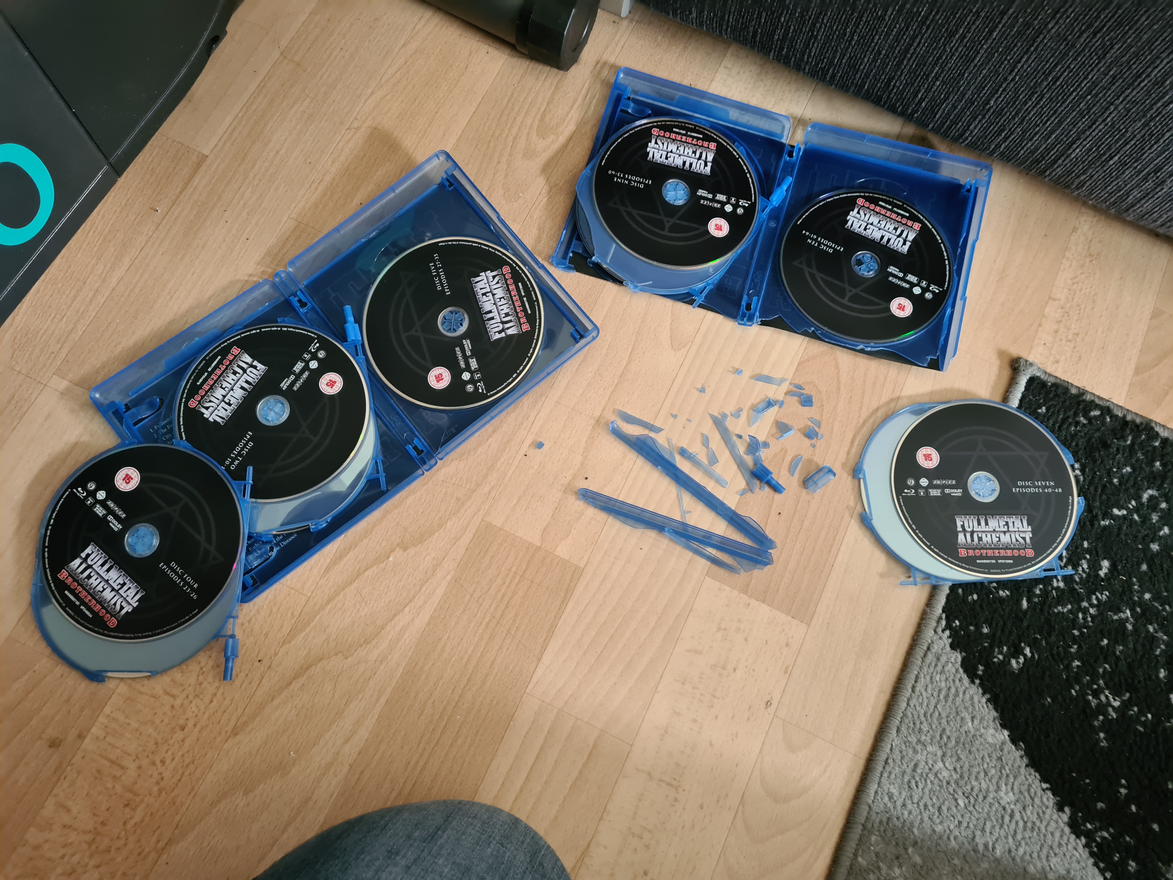 Cooler Anime, Verpackung kaputt