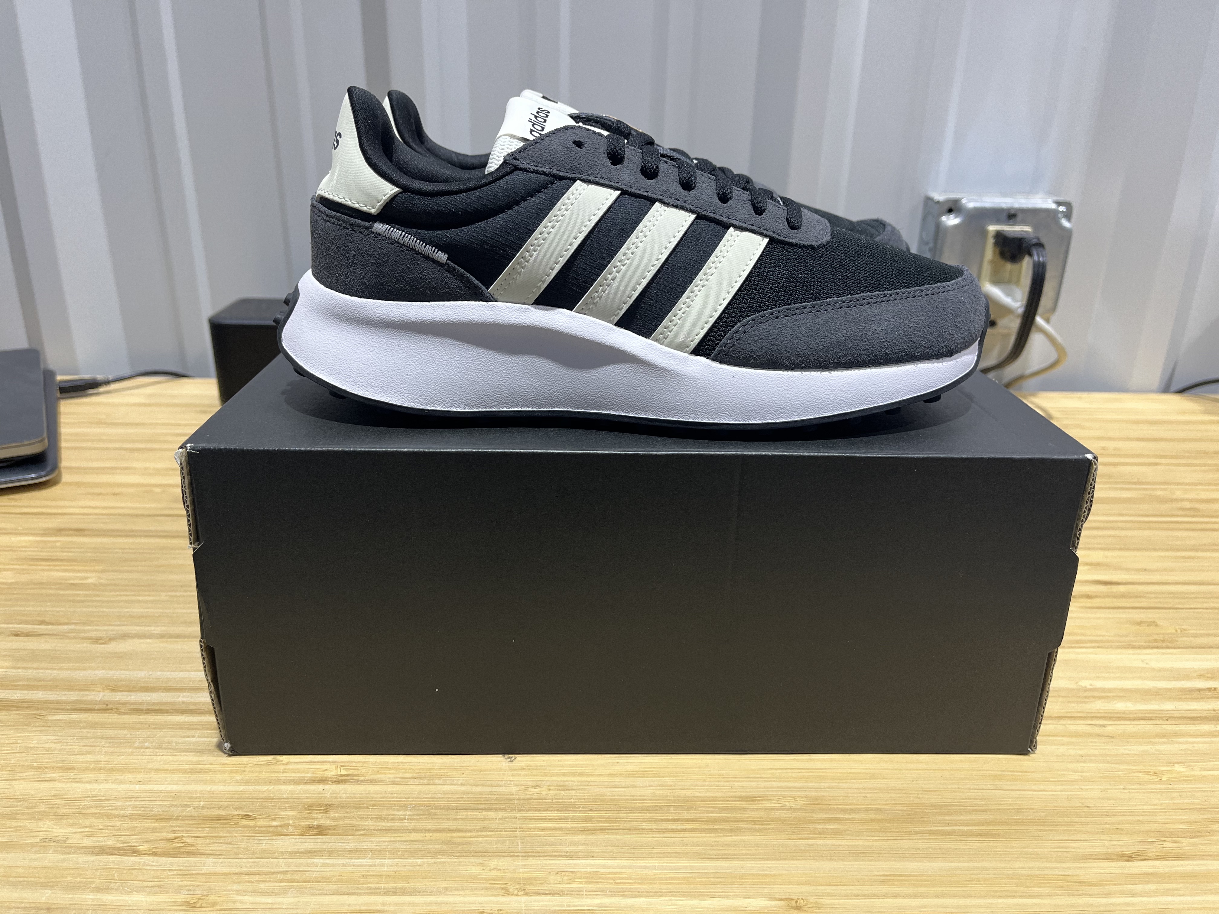 adidas gazelle silver green womens adidas RUN 70s 2.0 Women's Shoes - Brown