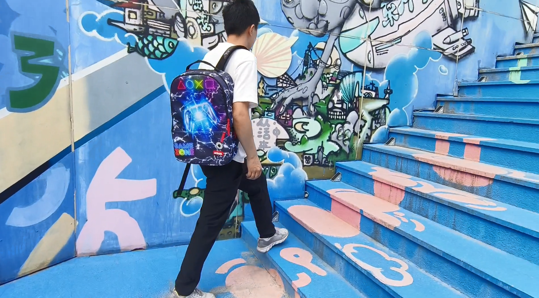 ★2025SS新作★WKNDRS★GRAFFITI LOGO BACKPACK MUSINSA | WKNDRS GRAFFITI LOGO BACKPACK (CAMO)