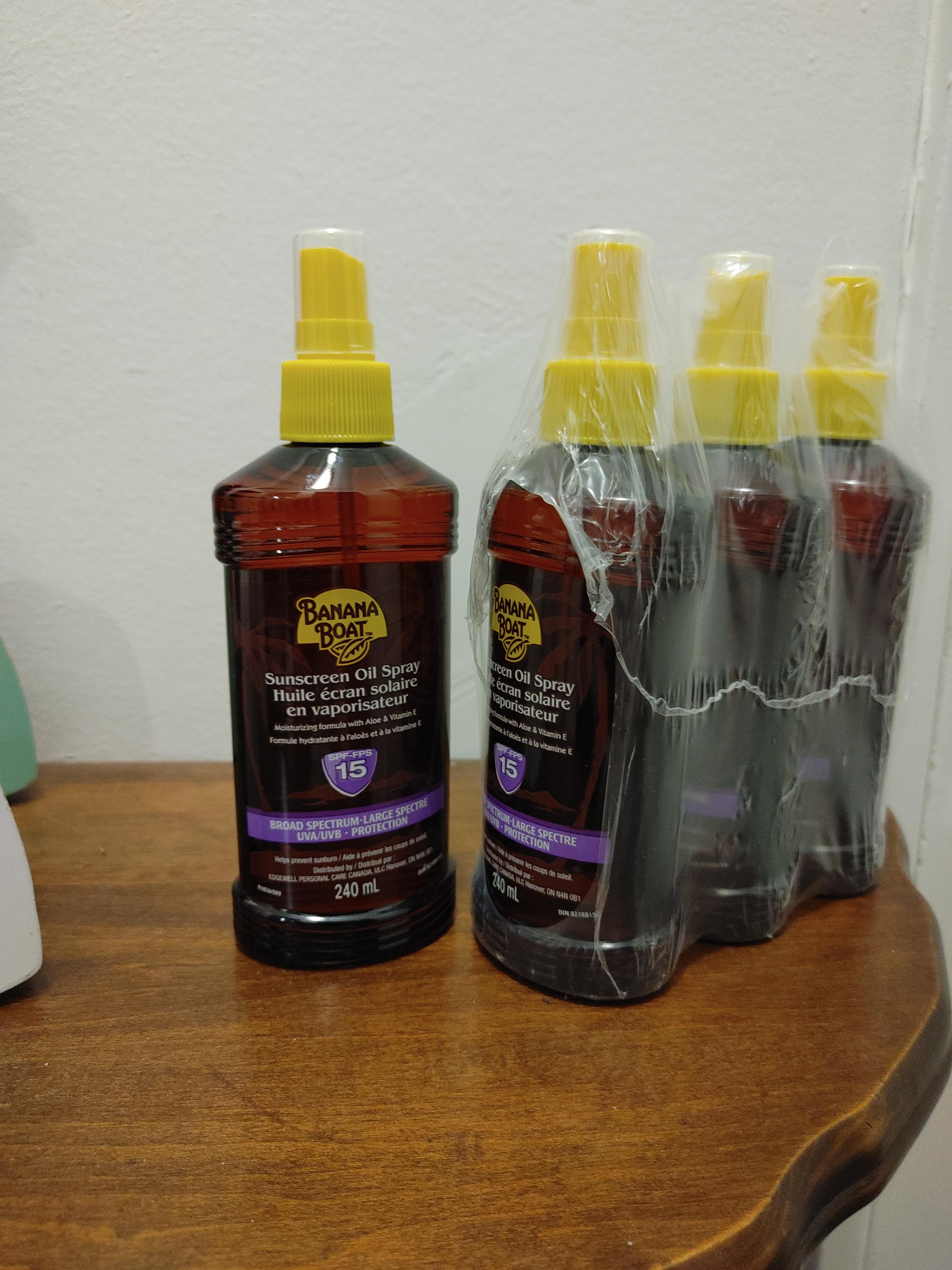 Banana Boat Protective Tanning Oil Pump Spray Sunscreen SPF 15, 8oz | SPF Tanning Oil, Outdoor Tanning Oil SPF 15, Oxybenzone Free Sunscreen, Banana Boat Spray Oil SPF 15, 8oz (Pack of 3)