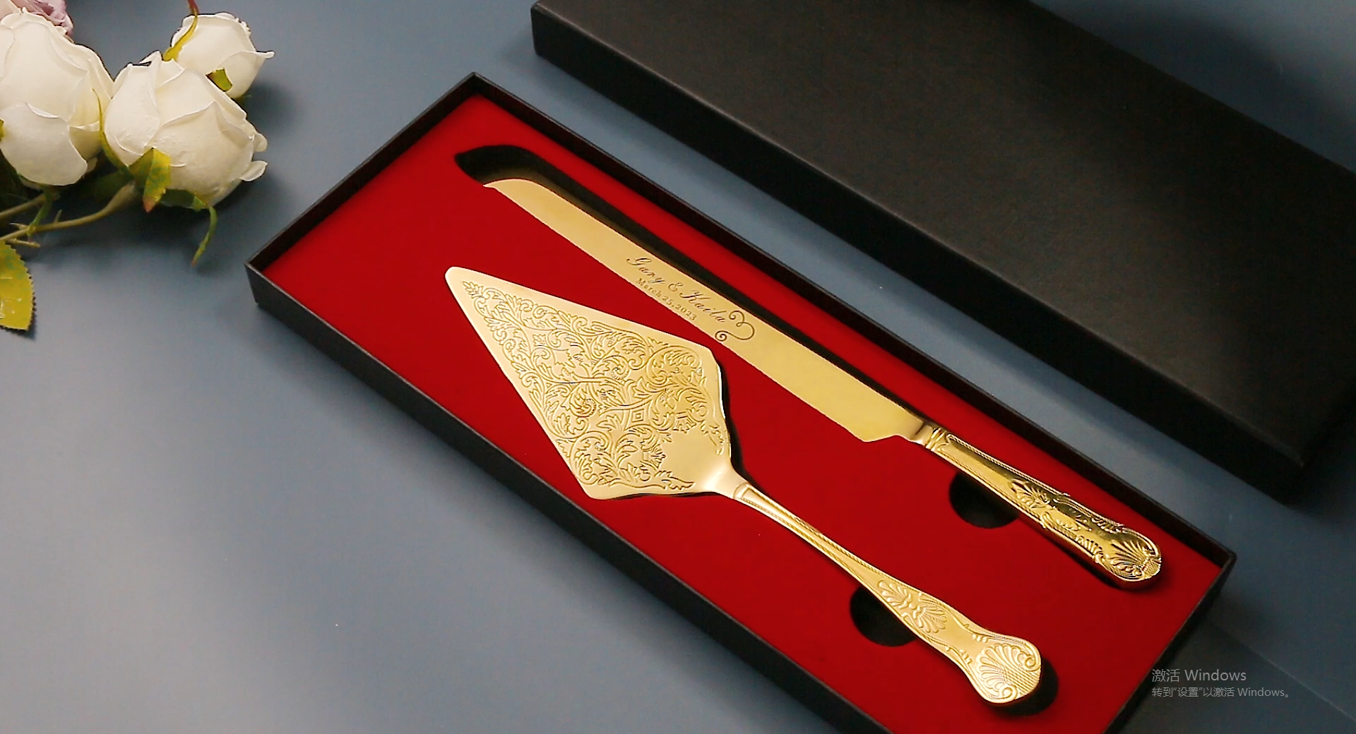 KUAOOAUK Taartmes en serverset, zilveren taartsnijset voor bruiloft, roestvrij staal, taartmessenset met vorken met geschenkdoos, taartsnijset en taartserver voor verloving, jubileum
