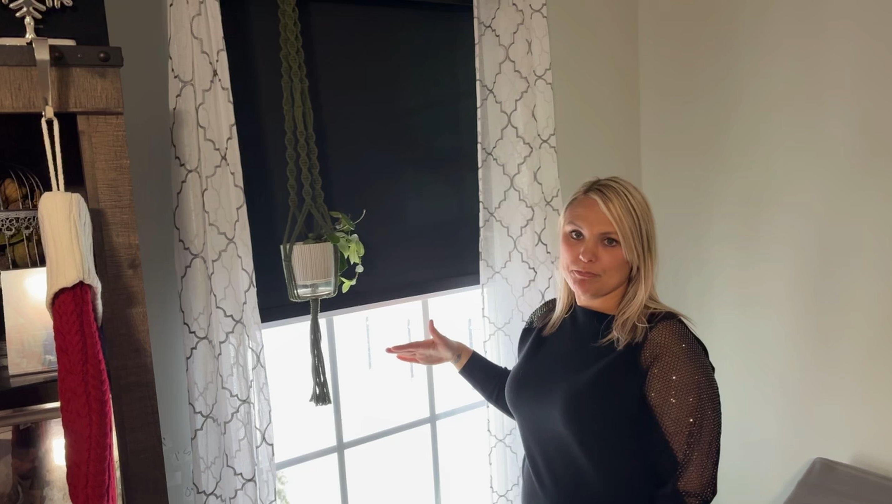Amazon.com: SUNOFF Cordless Blackout Roller Shades Blinds for