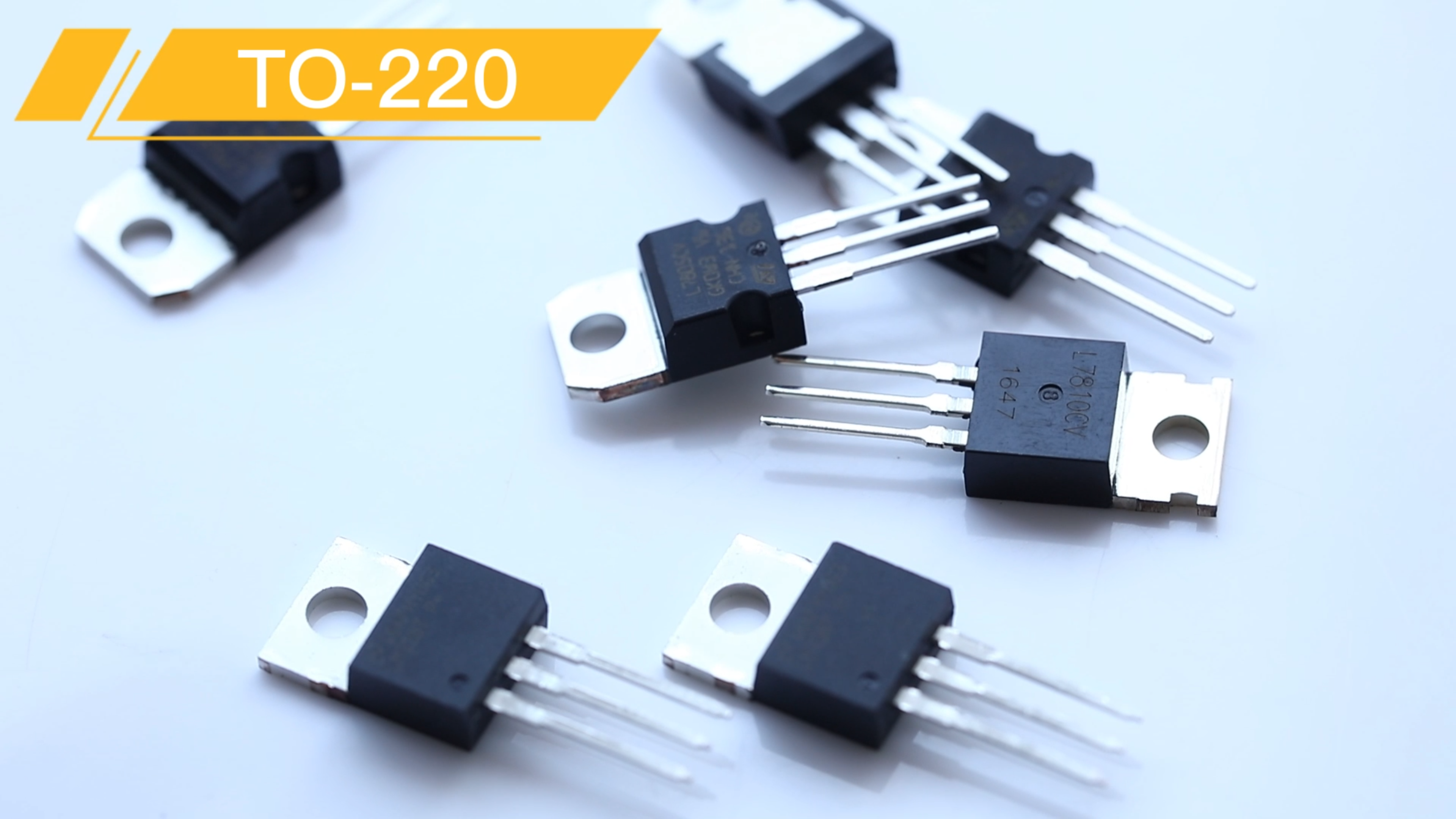 10 Pezzi Triac BT152-600 TO-220 – 13A 600V Transistor Per Progetti Elettronici