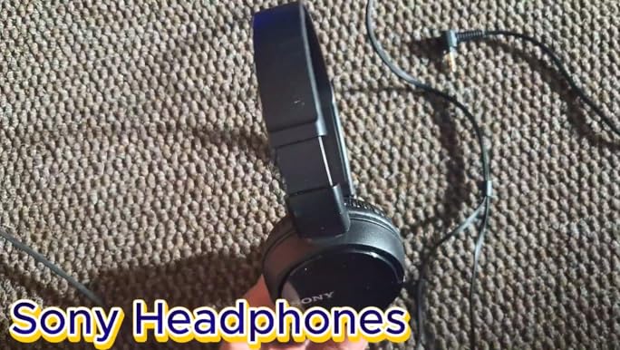 sony ヘッドフォン Amazon.com: Sony ZX Series Wired On-Ear Headphones, Black