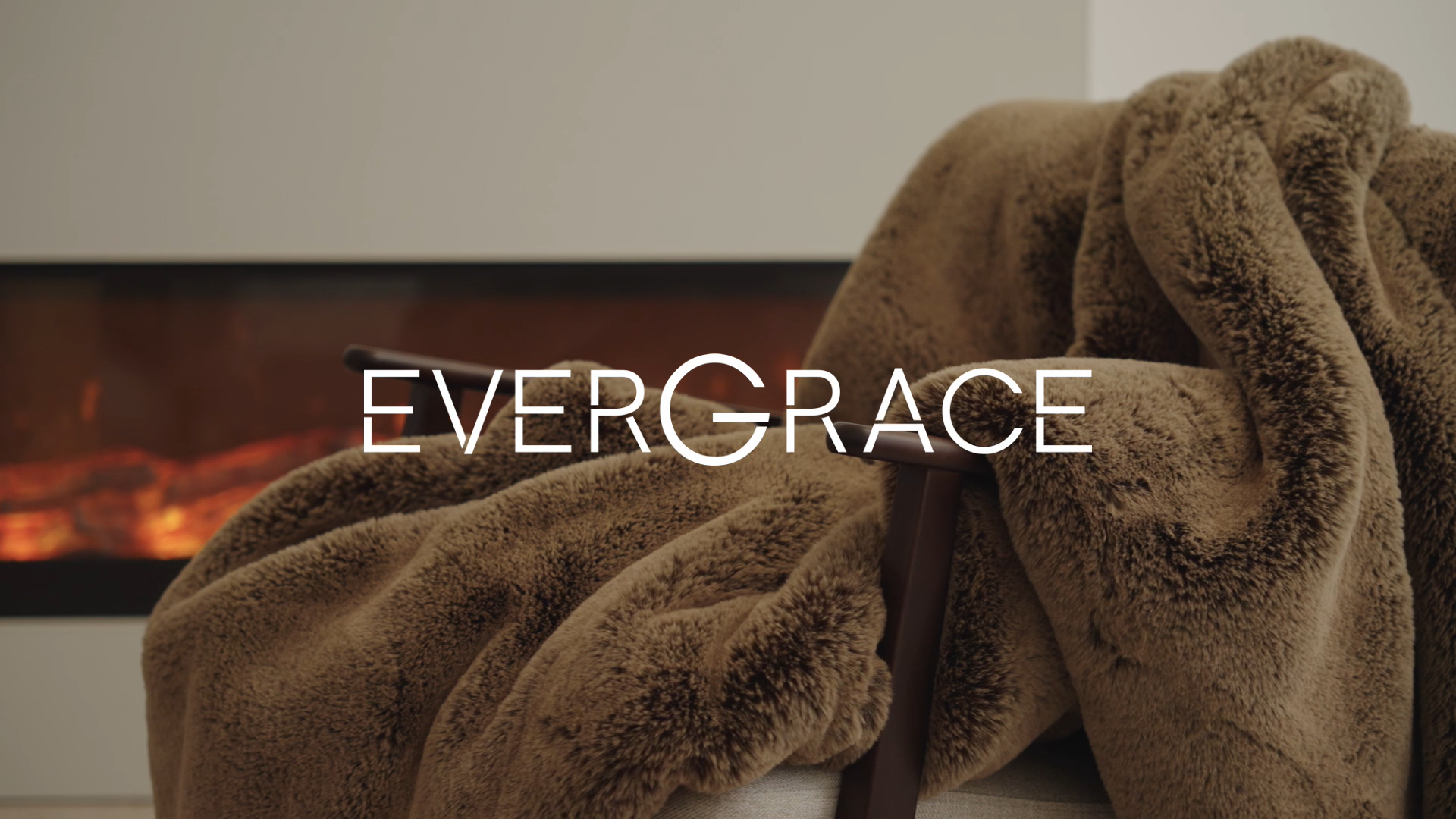 Amazon.com: EVERGRACEHOME Luxury Soft Faux Chinchilla Fur Throw