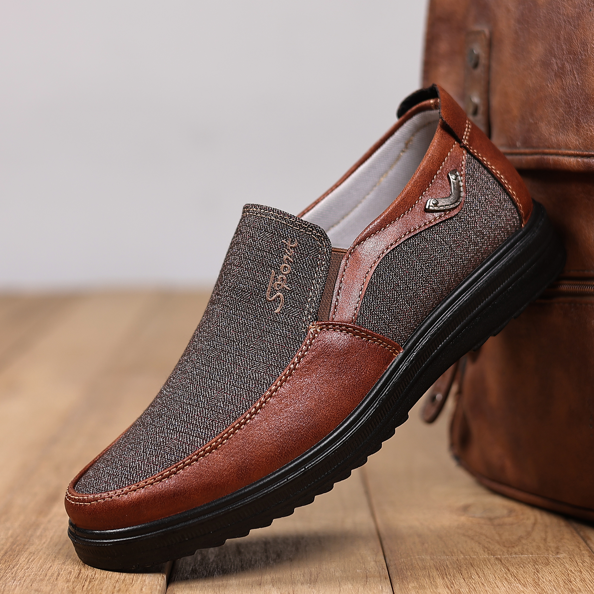 MensLoafer, Lightweight Breathable Design with Durable Rubber Sole Juosiy Loafers for Men Lightweight Leather Non Slip Work  main image 3