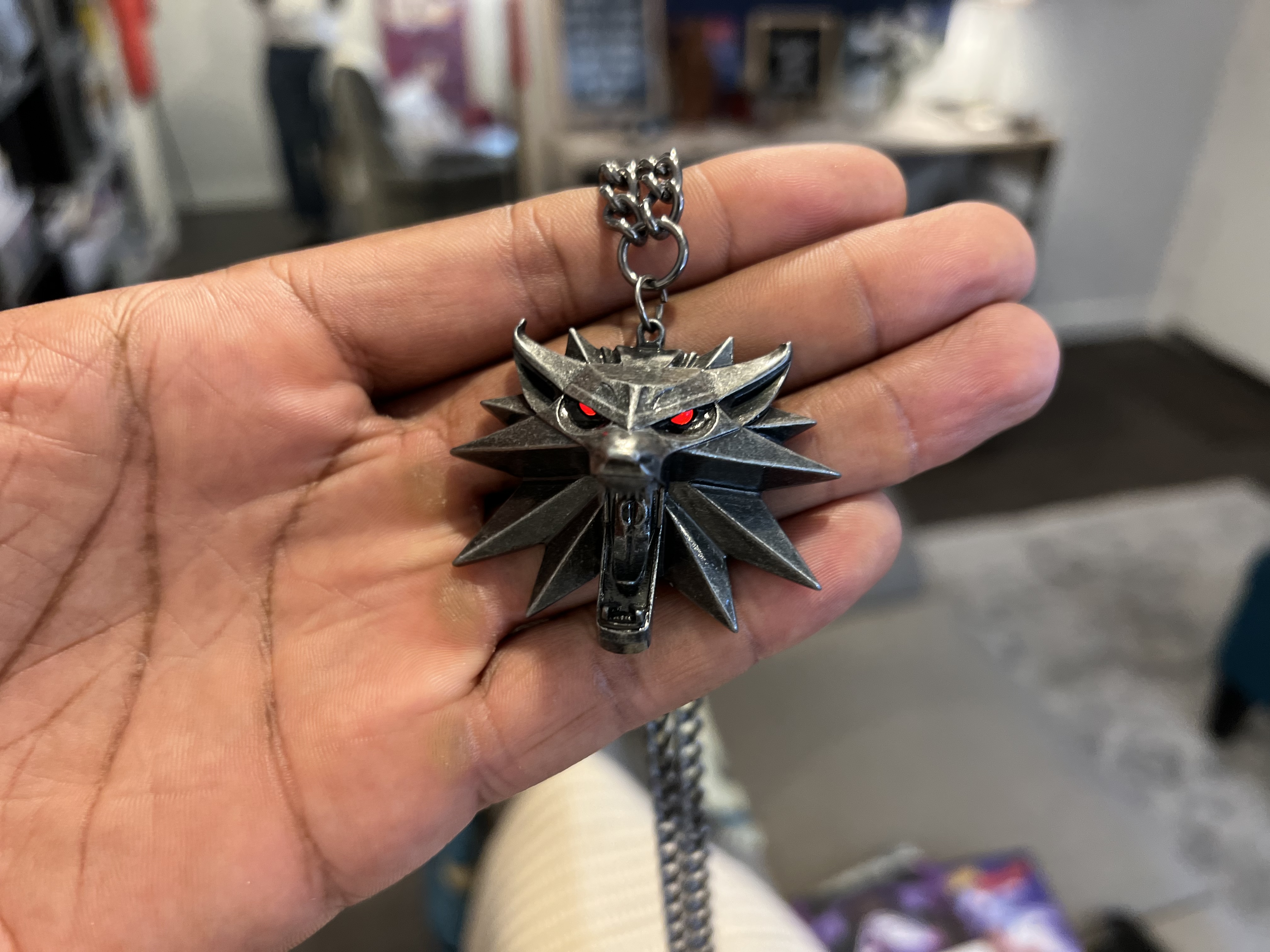 Watch Review of JINX The Witcher 3 Necklace White Wolf Medallion