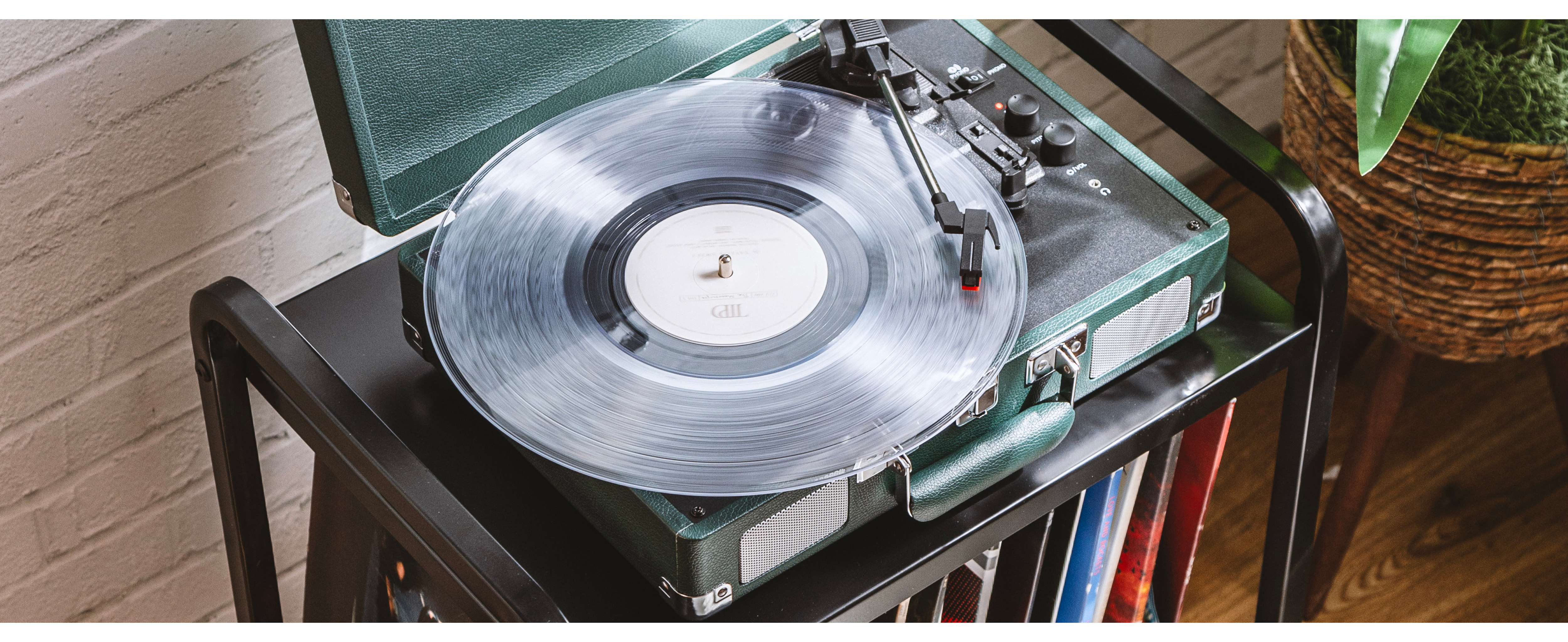 Amazon.com: Crosley CR8005F-TU Cruiser Plus Vintage 3-Speed