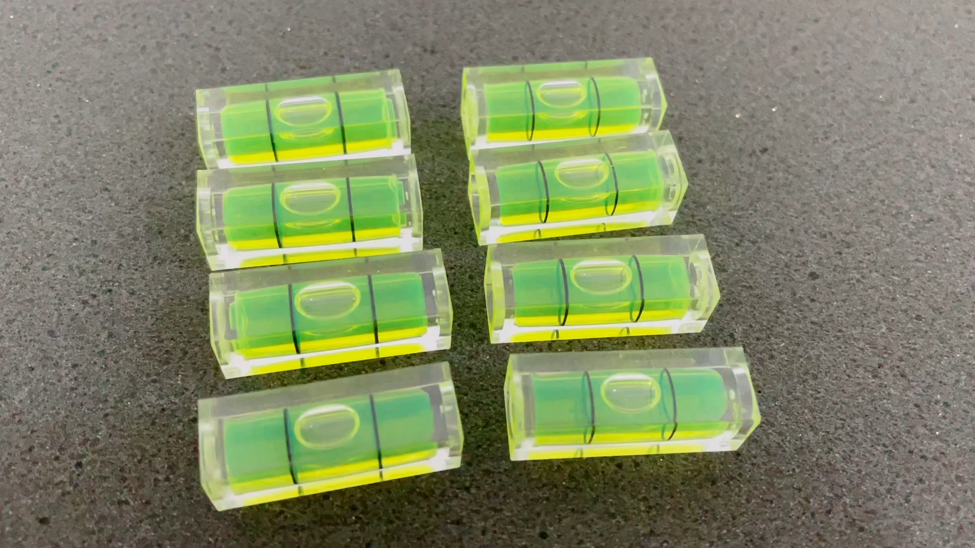 ZUJHPYMI 10Pcs Small Bubble Level 10x10x29mm Mini Square Bubble