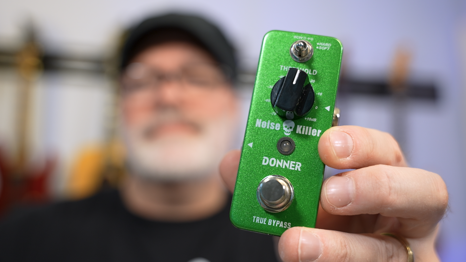 Watch Donner Noise Gate Pedal Review