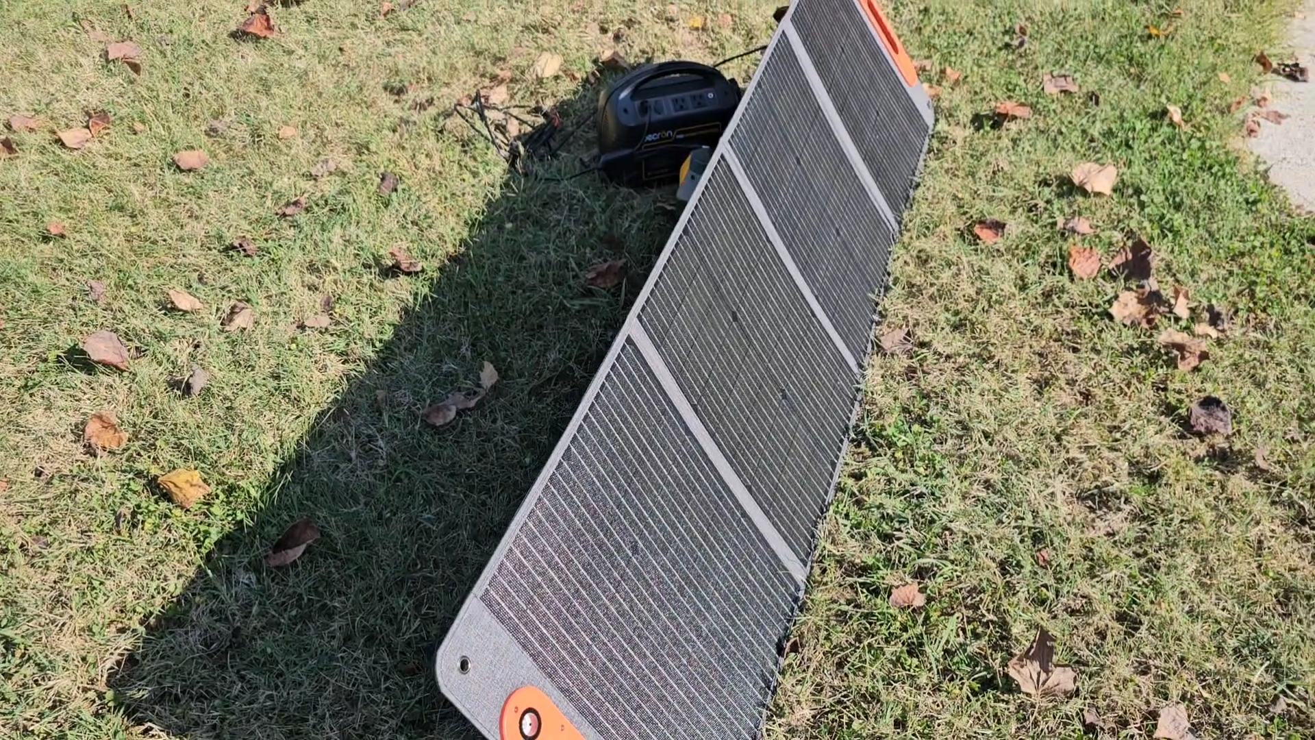 Amazon.com : 120W Portable Solar Panel for Power Station, 24% High