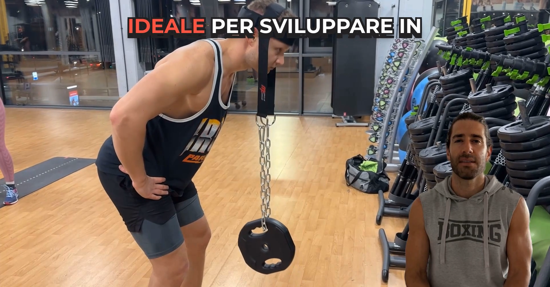 Donna Anziana Che Fa Esercizio Di Allenamento Dell'imbracatura Immagine