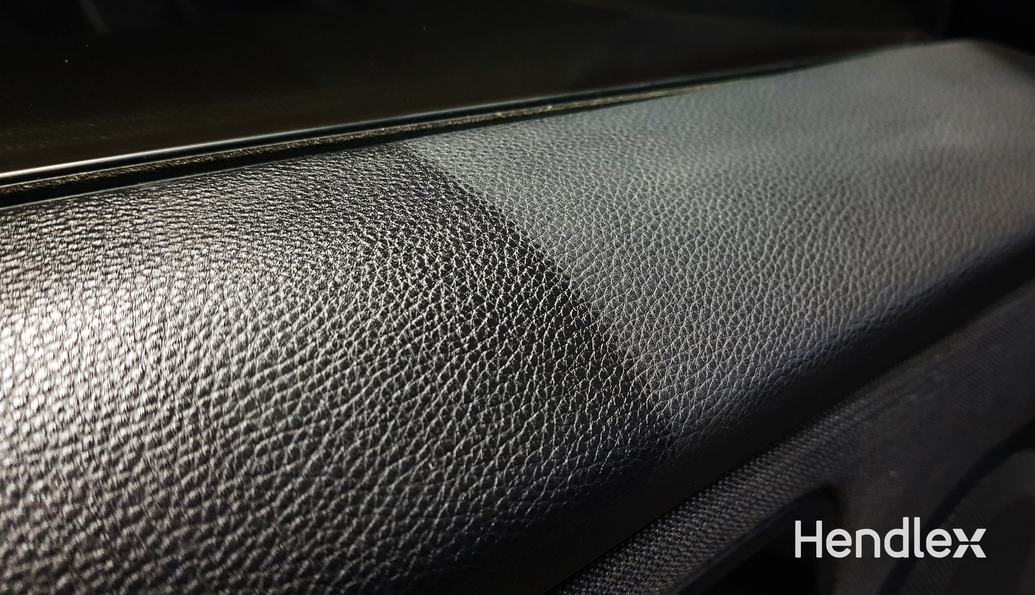 Pulizia Interni Auto Con Nanotecnologia - Anti-Polvere 14 Giorni, Lucida Cruscotto E Plastiche