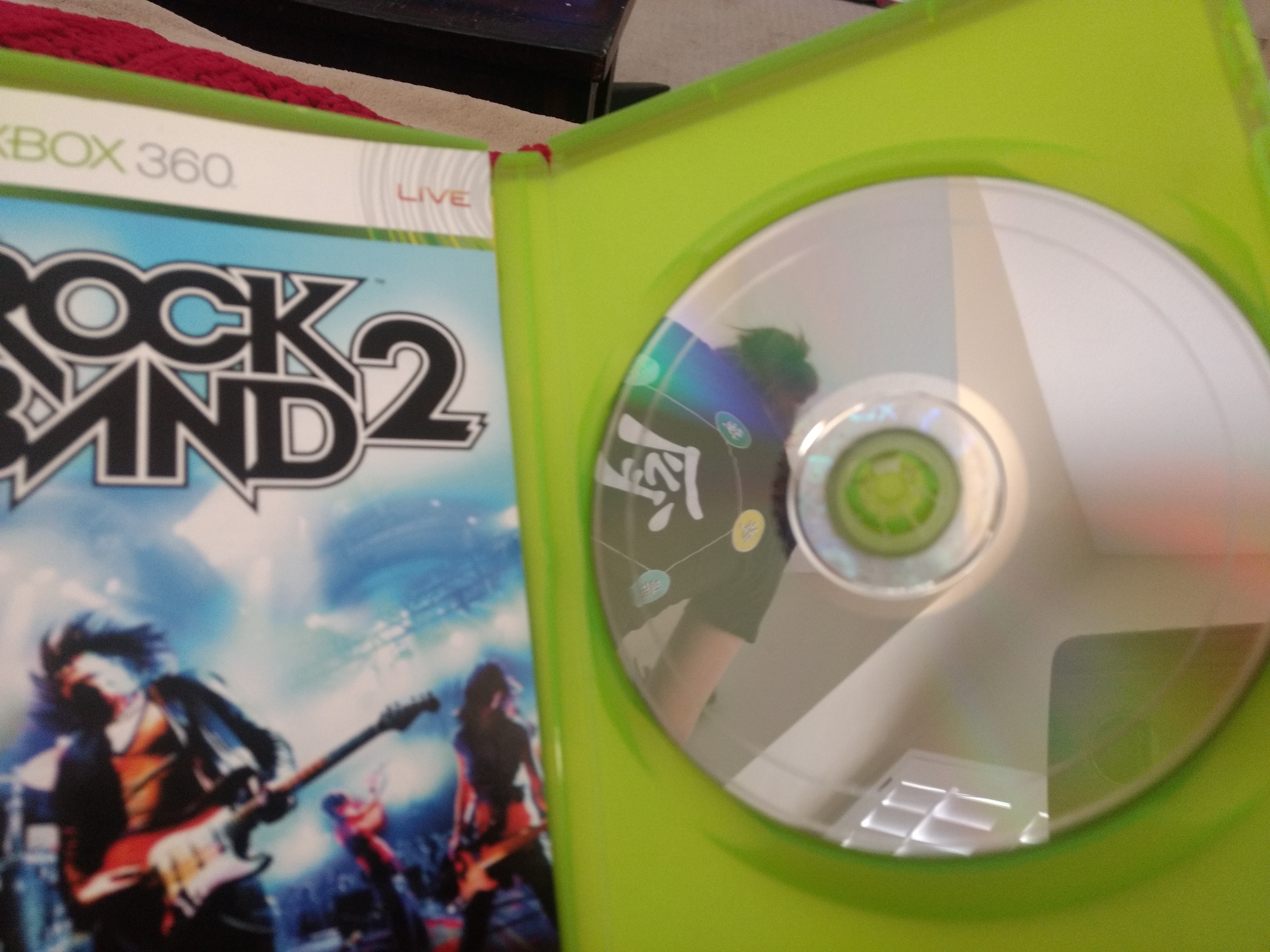 Don't trust seller!! Game scratched! Guitar doesn't work!