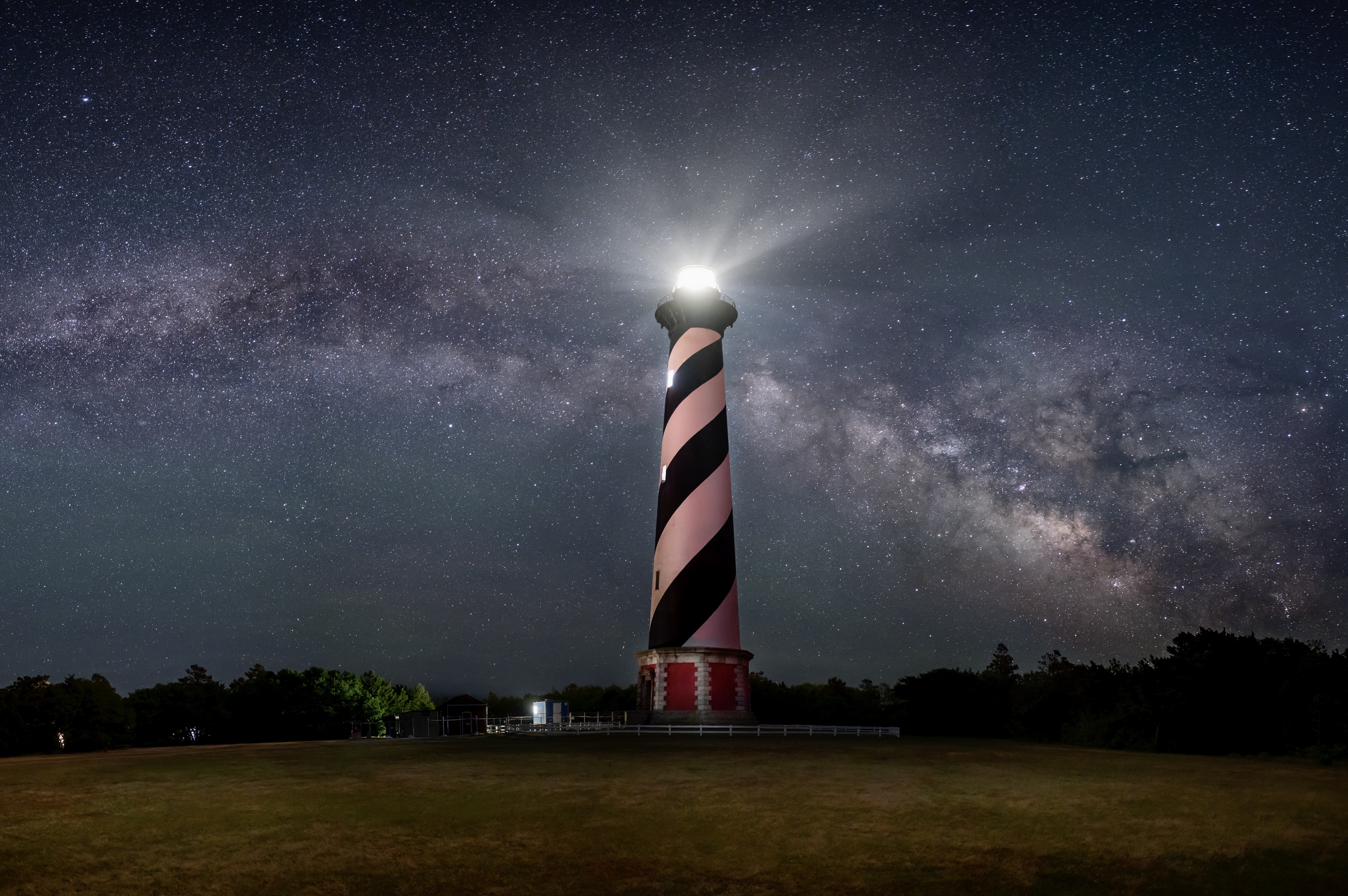 Gorgeous Milky Way Lens
