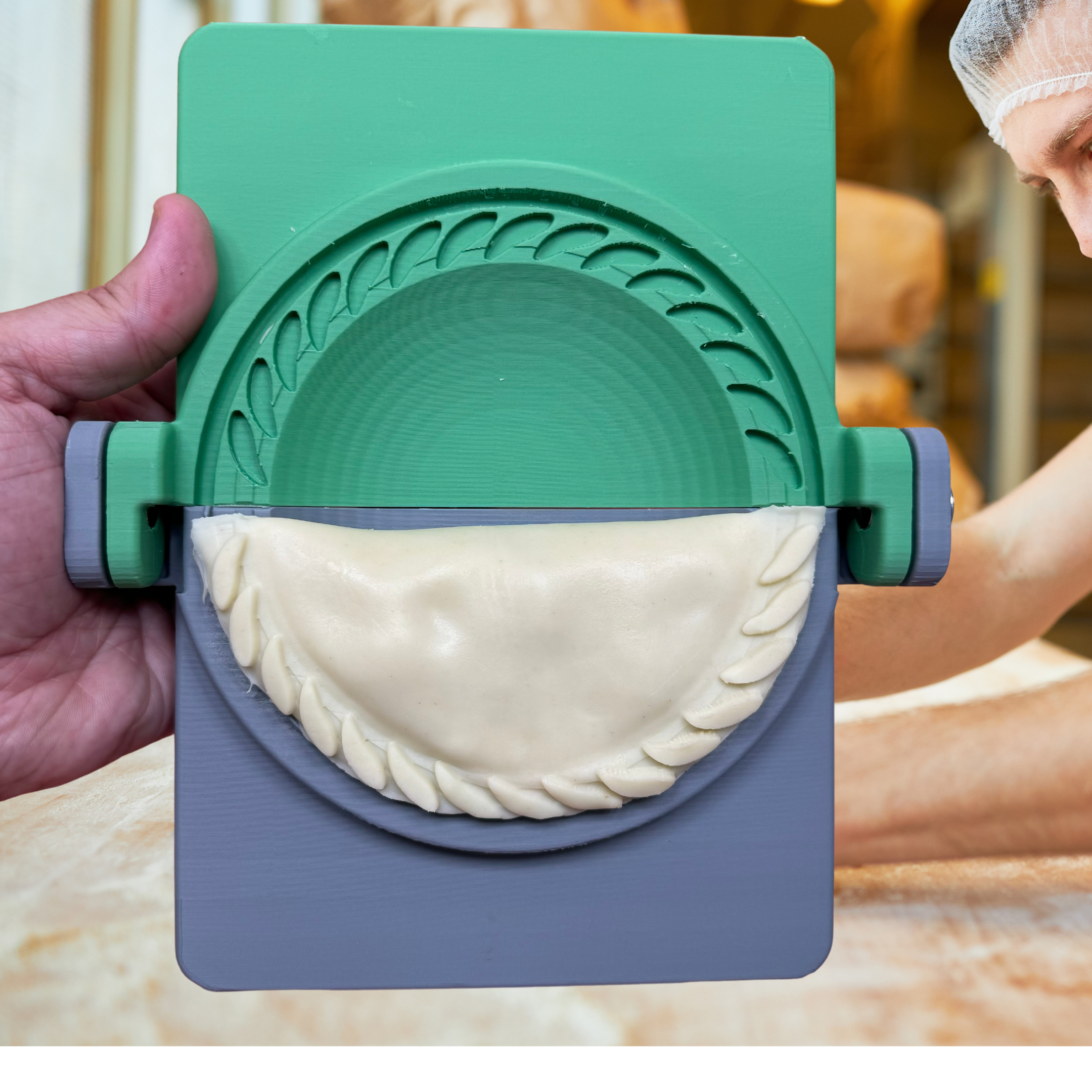 Presse à Empanadas Professionnelle – 5,5 Pouces – Moule Unique – The Empanada Machine