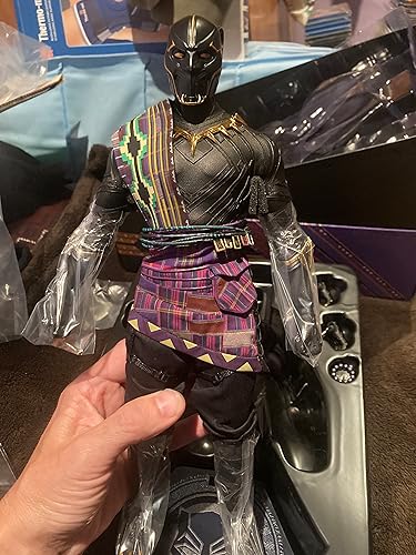 Hot Toys Movie Masterpiece - Black Panther: T'CHAKA : Amazon.co.uk