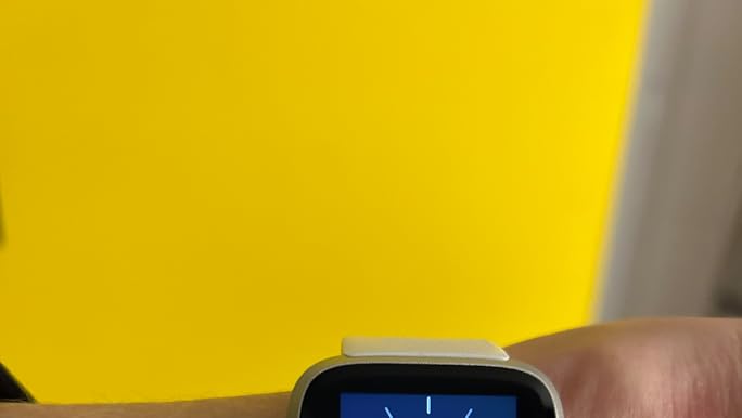 りん☆【新品未使用】fitbit versa ホワイト Amazon.com: Fitbit Versa Lite Edition Smartwatch with S/L