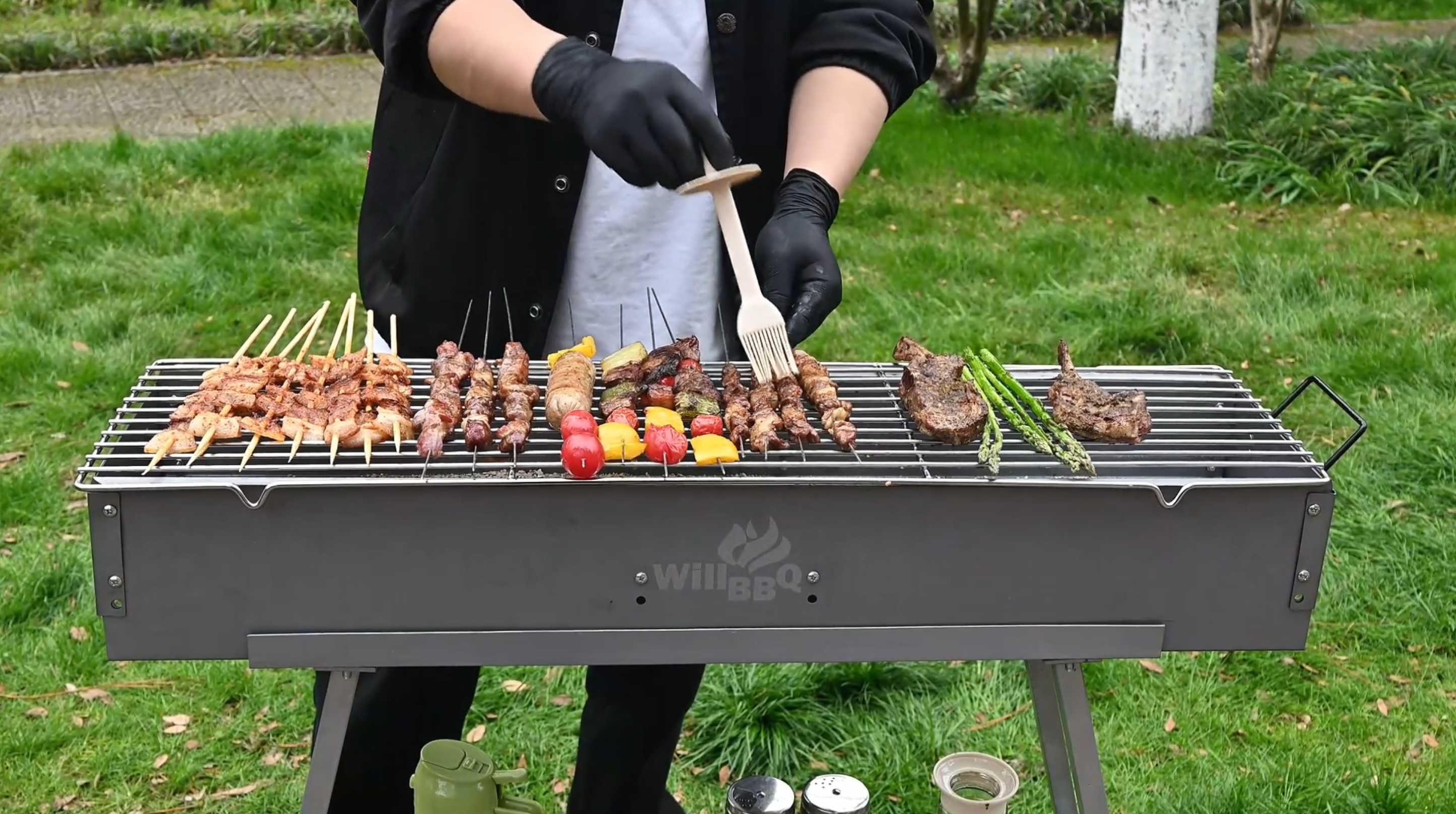 樽型BBQ Amazon.com: WILLBBQ Charcoal Grill Tailgate Parties, Patio, Beach