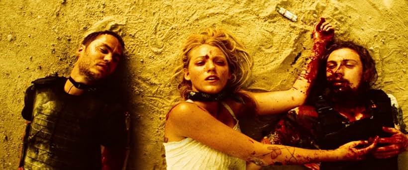 Blake Lively, Aaron Taylor-Johnson, and Taylor Kitsch in Savages (2012)