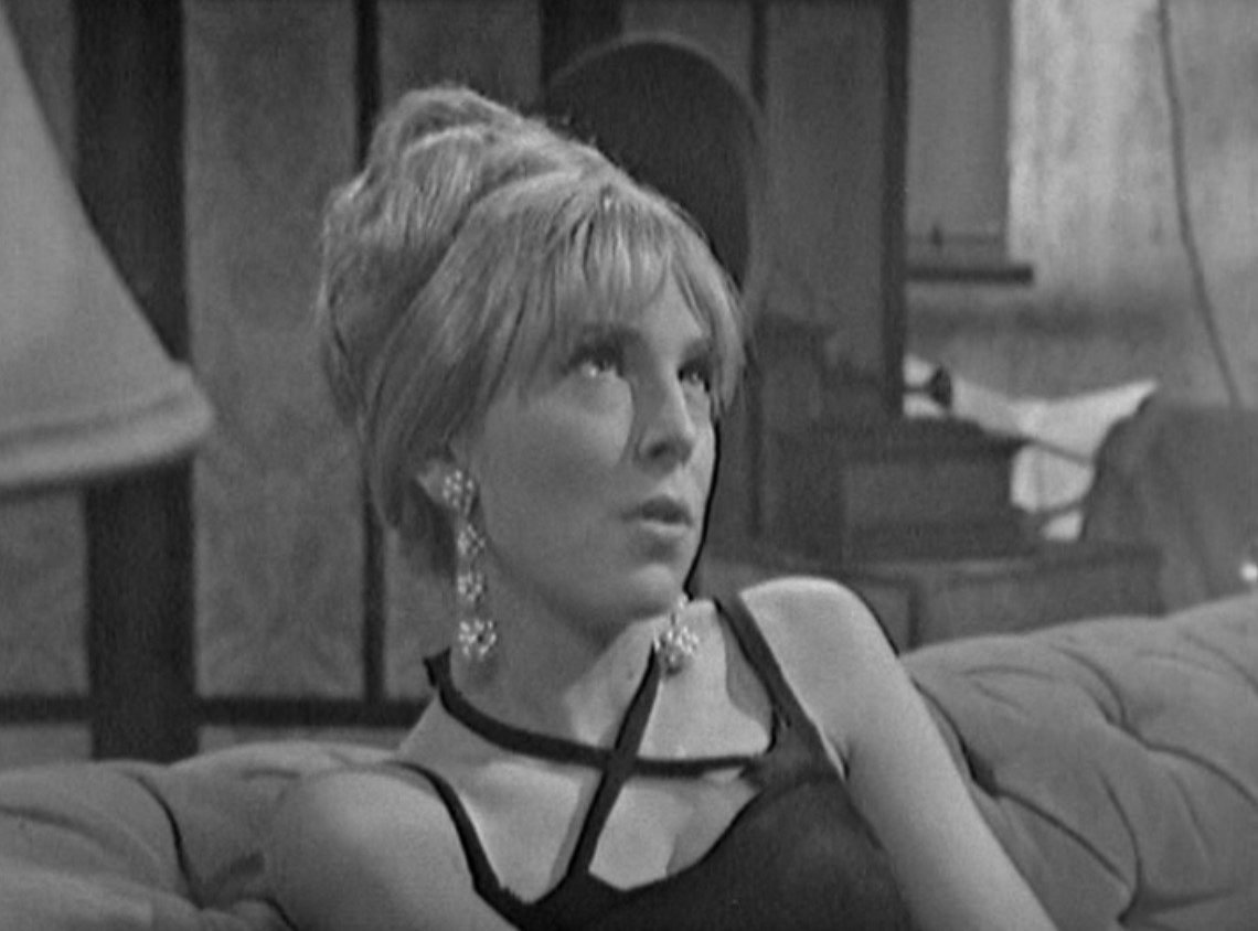 Amber Kammer in First Steal Six Eggs (1966)