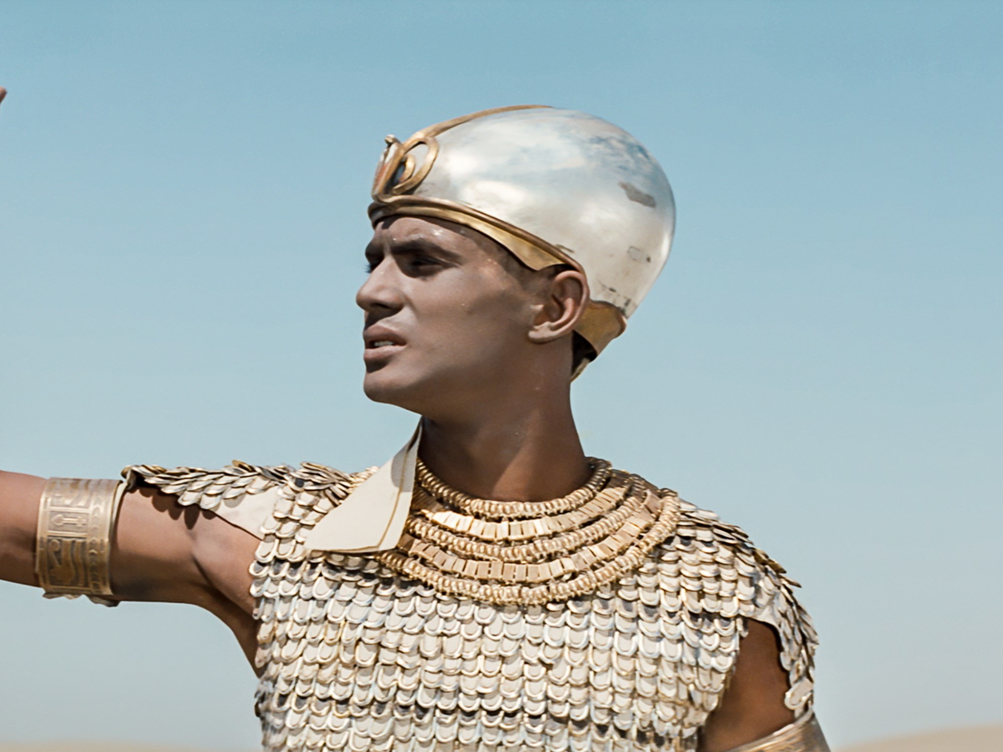 BDSM jinsiy aloqa yangi Yubka videosi ostida yalangoch mushuk korinadi