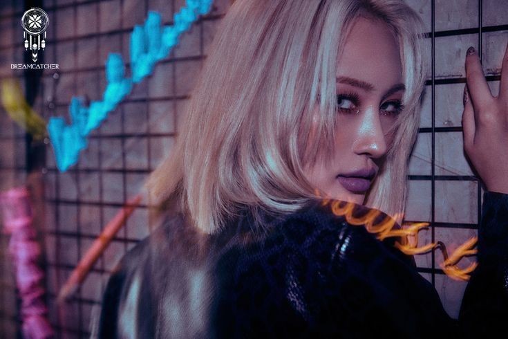 Dreamcatcher: Odd Eye (2021)